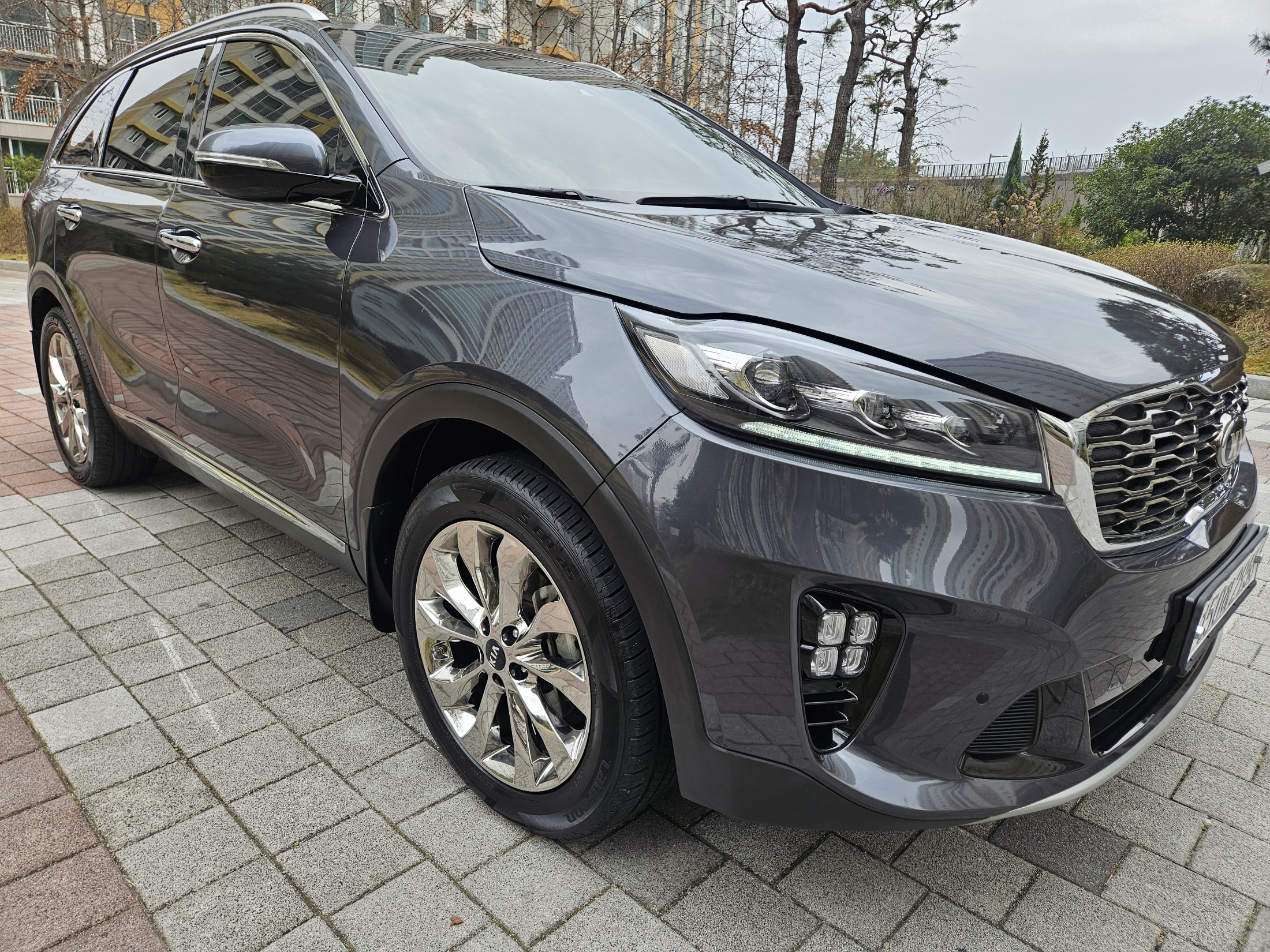 KIA SORENTO photo 2