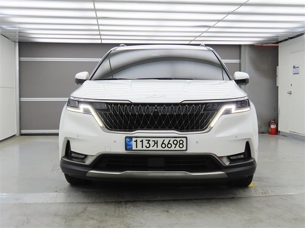 KIA CARNIVAL photo 2