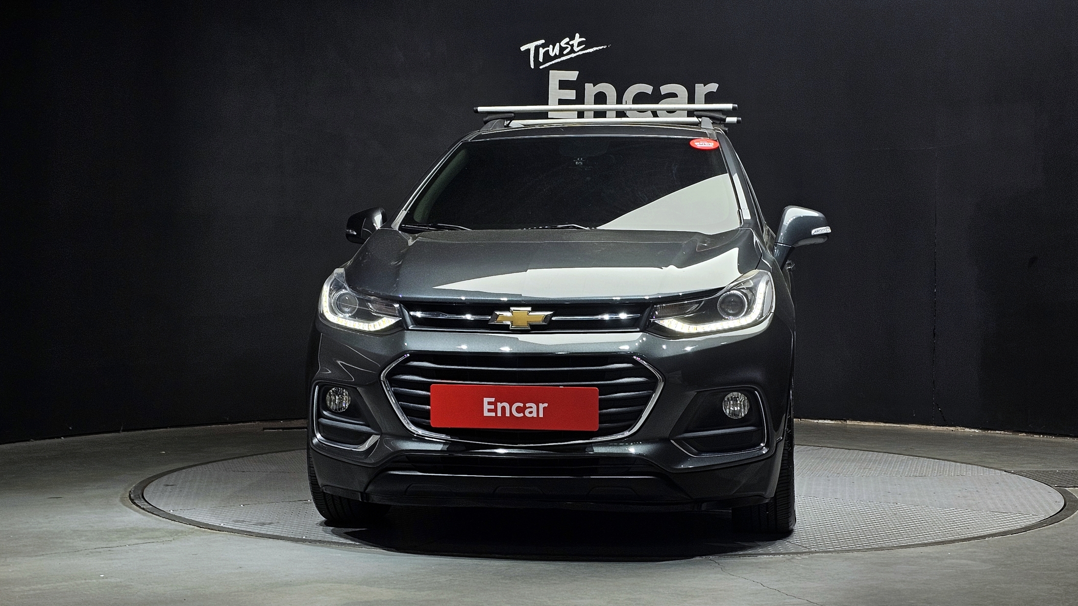 CHEVROLET TRAX photo 3