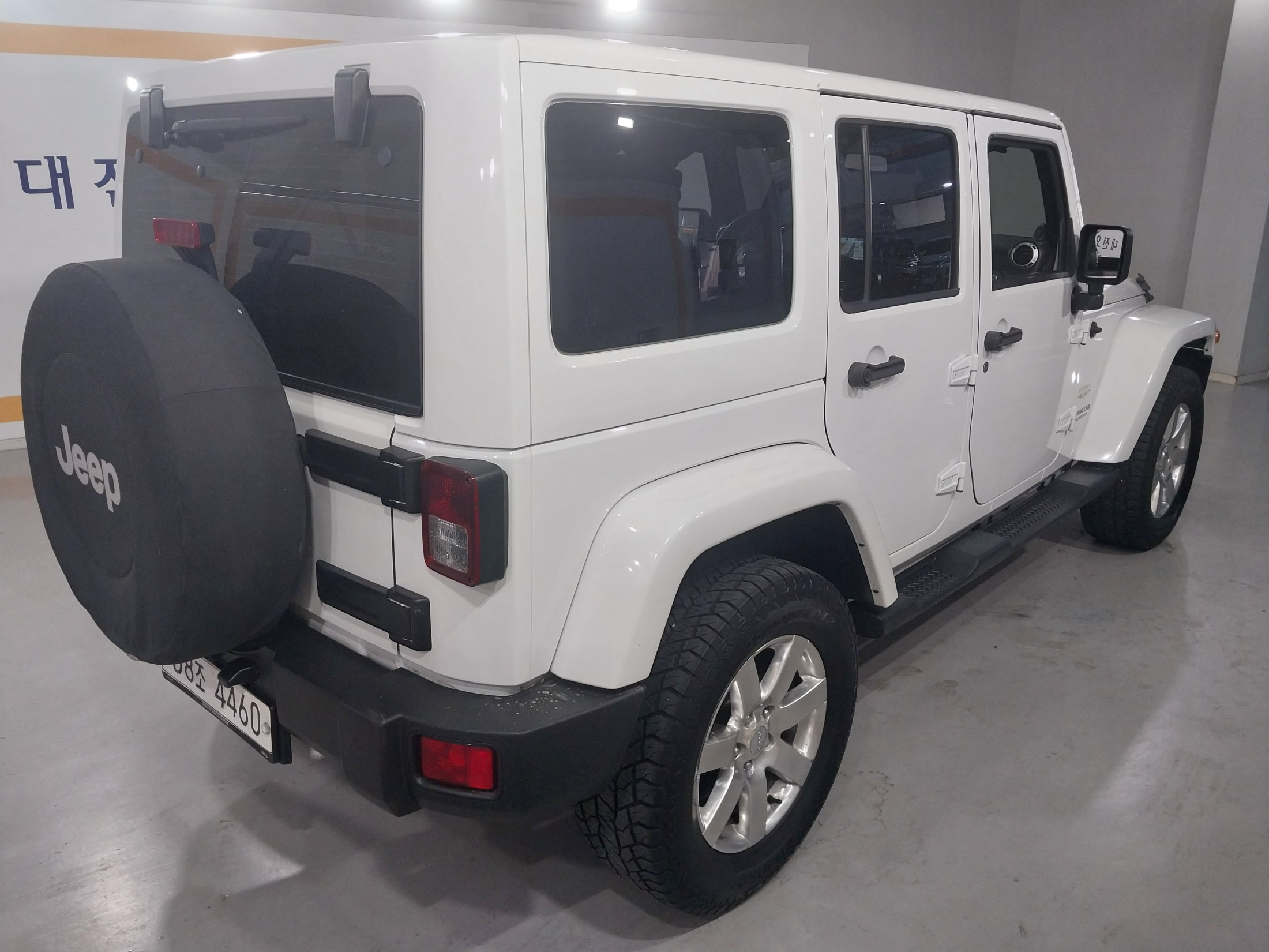JEEP WRANGLER photo 3