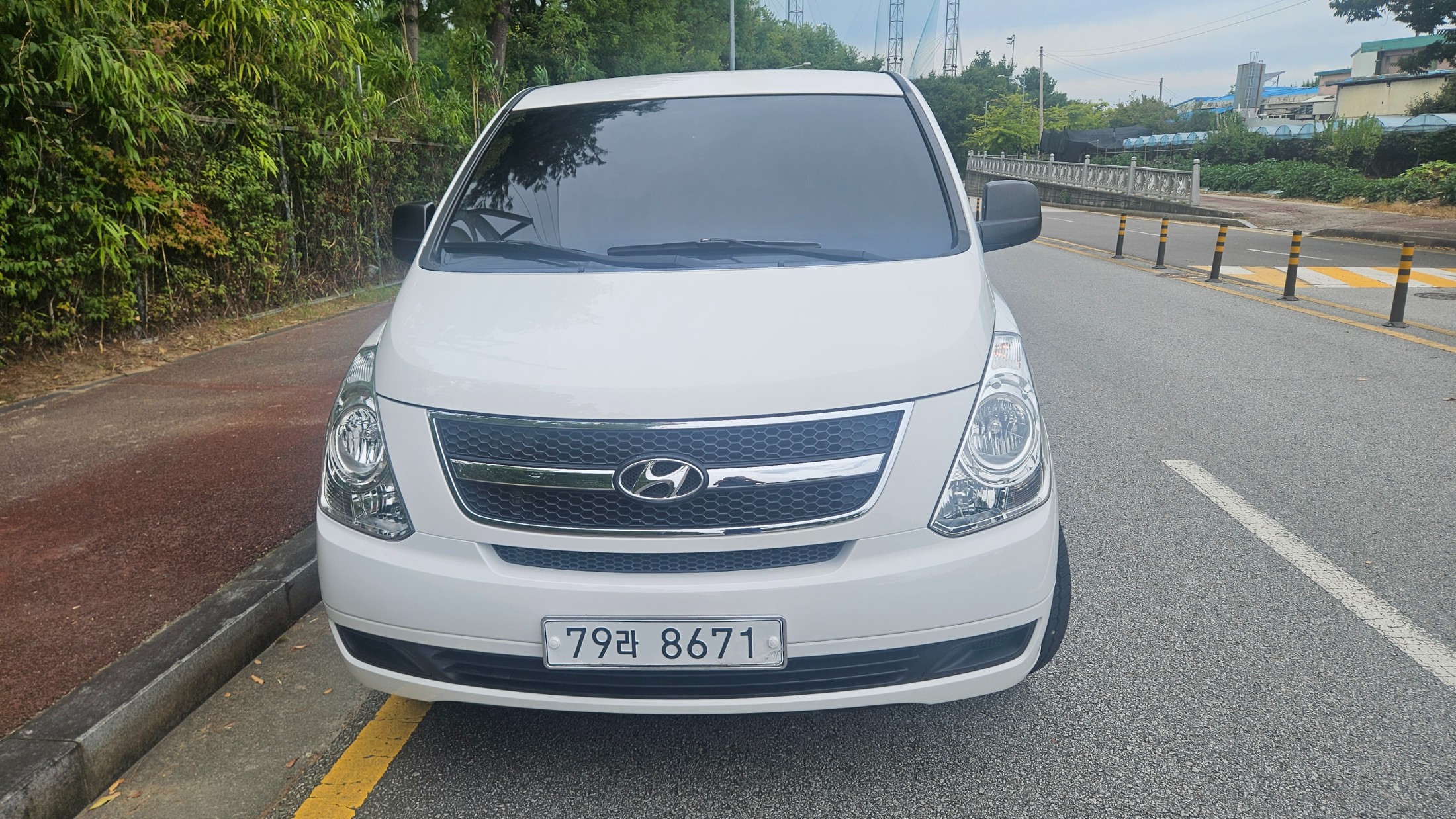 2011 Mazda Bongo Van