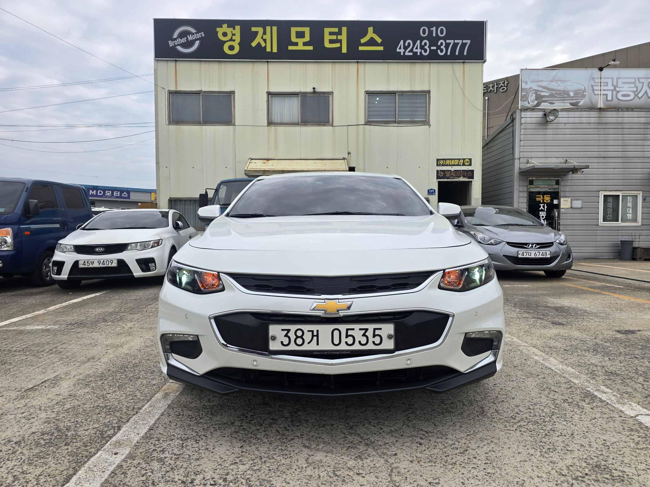 CHEVROLET MALIBU photo 3