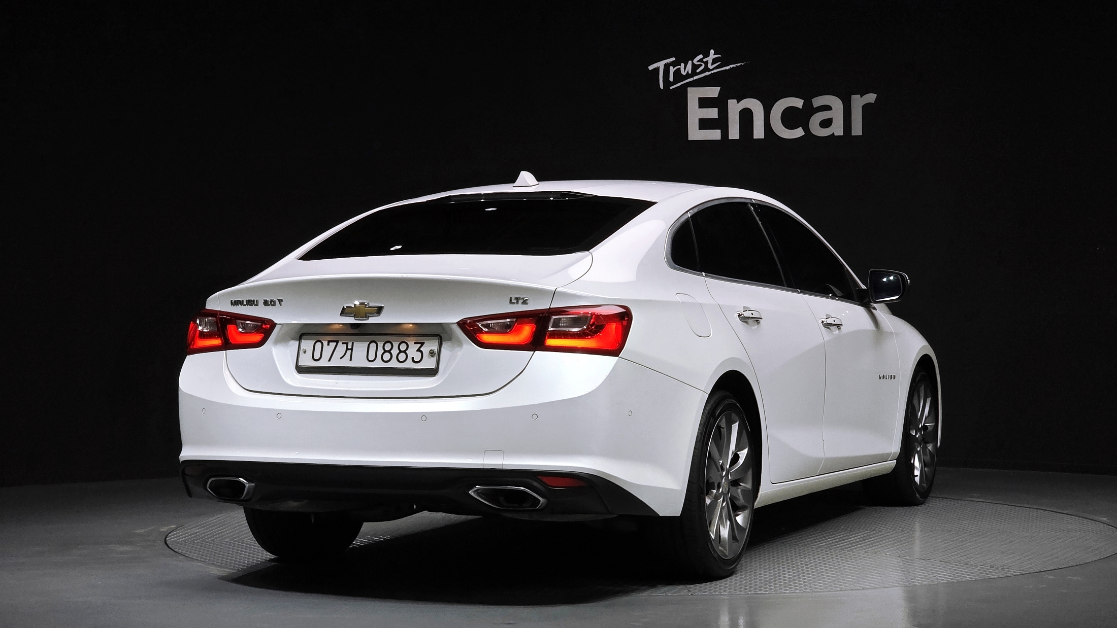 CHEVROLET MALIBU photo 2