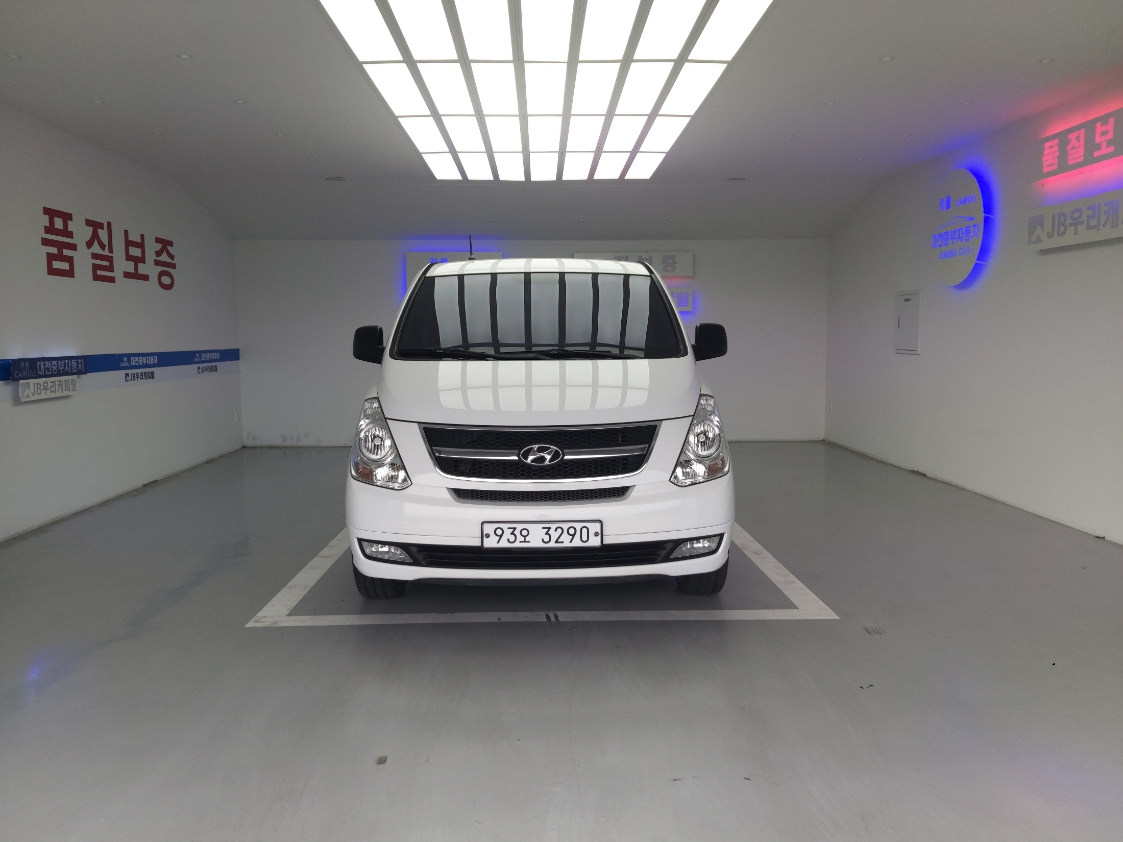 2011 Mazda Bongo Van