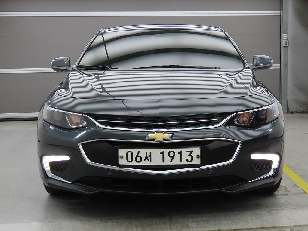 CHEVROLET MALIBU photo 2
