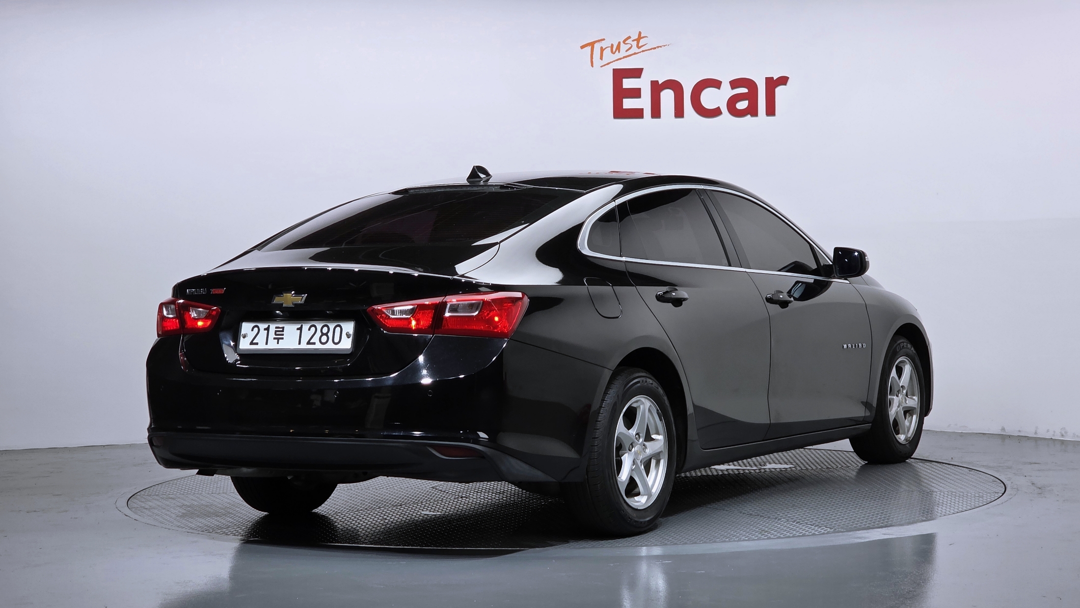 CHEVROLET MALIBU photo 2
