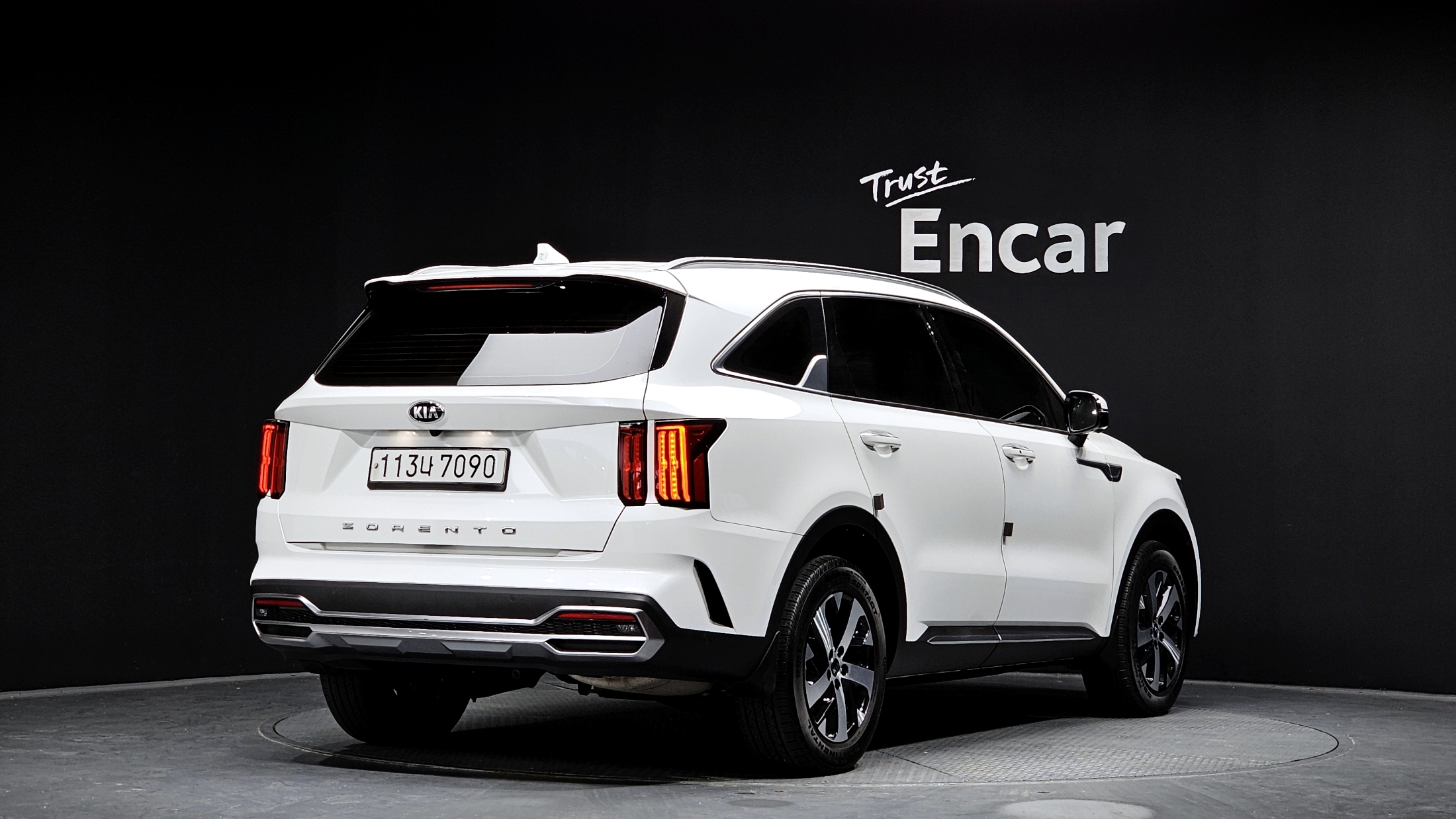 KIA SORENTO photo 2