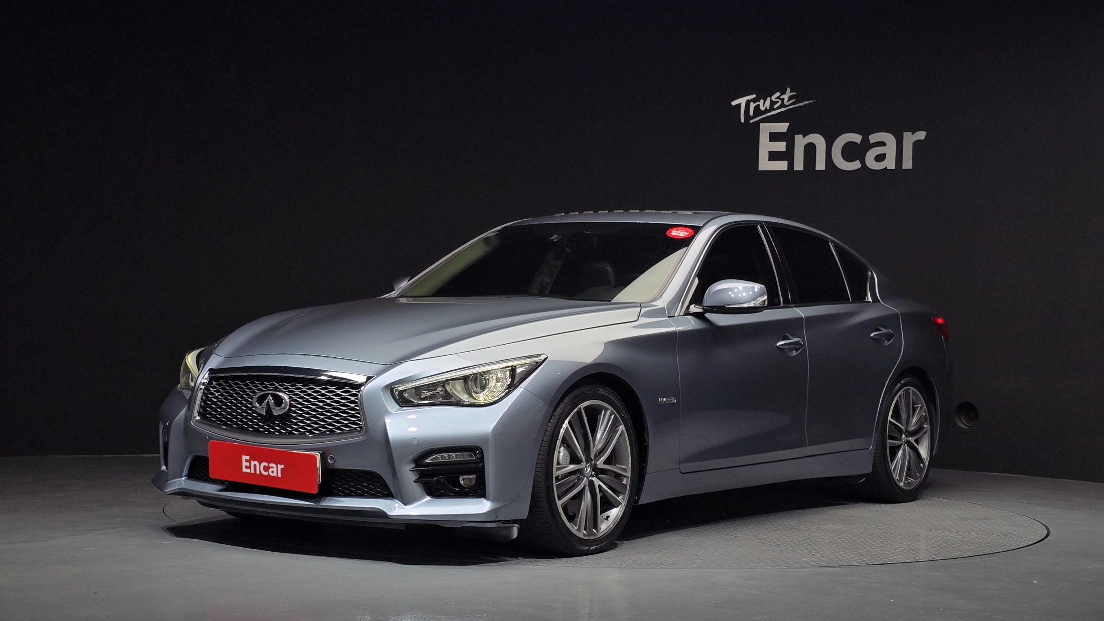 INFINITI Q50