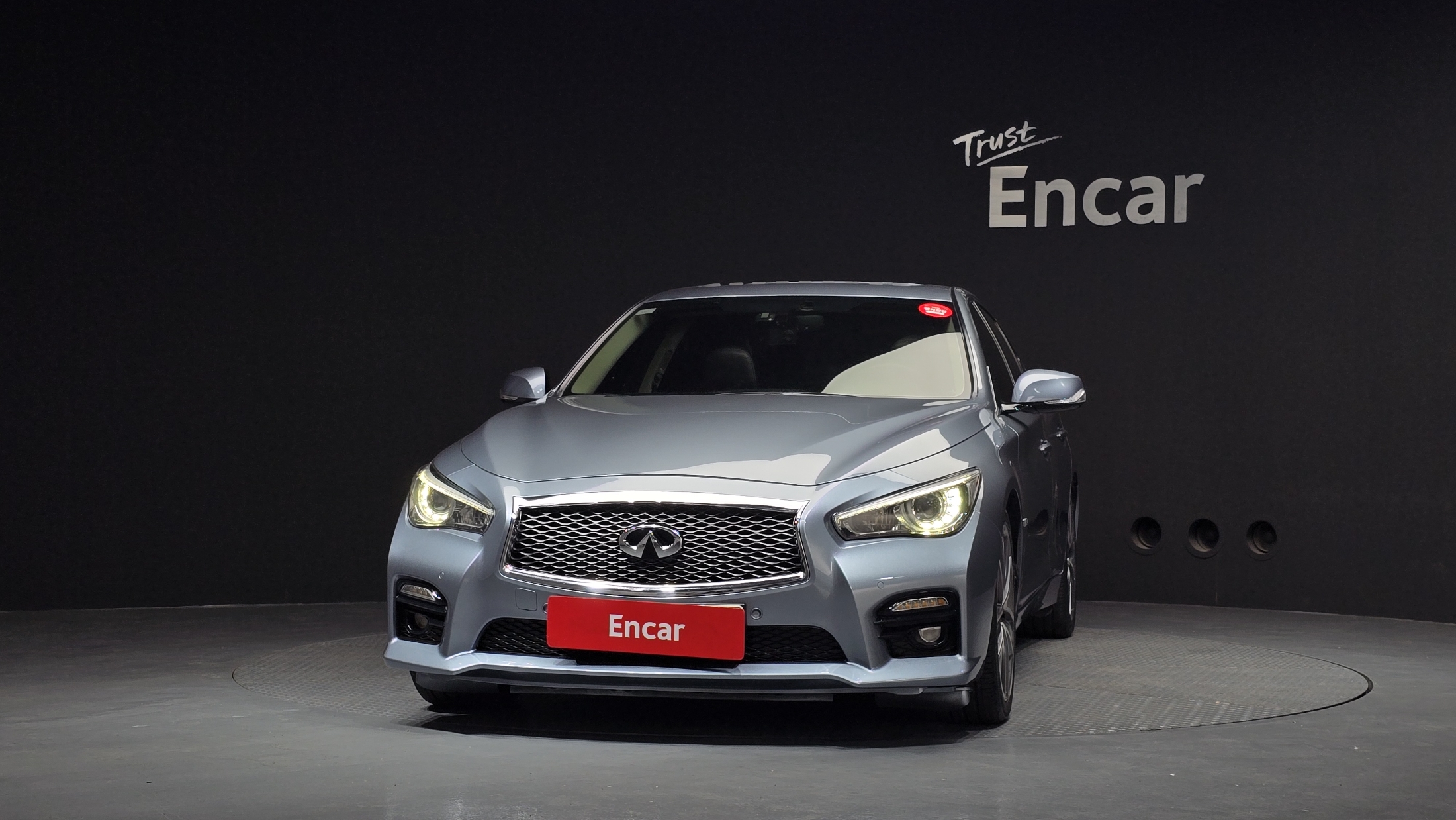 INFINITI Q50 photo 3