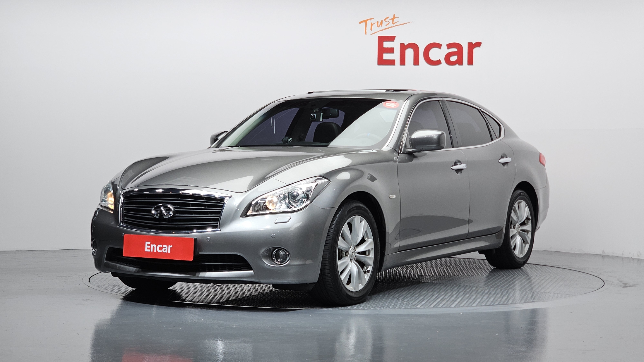 INFINITI M37