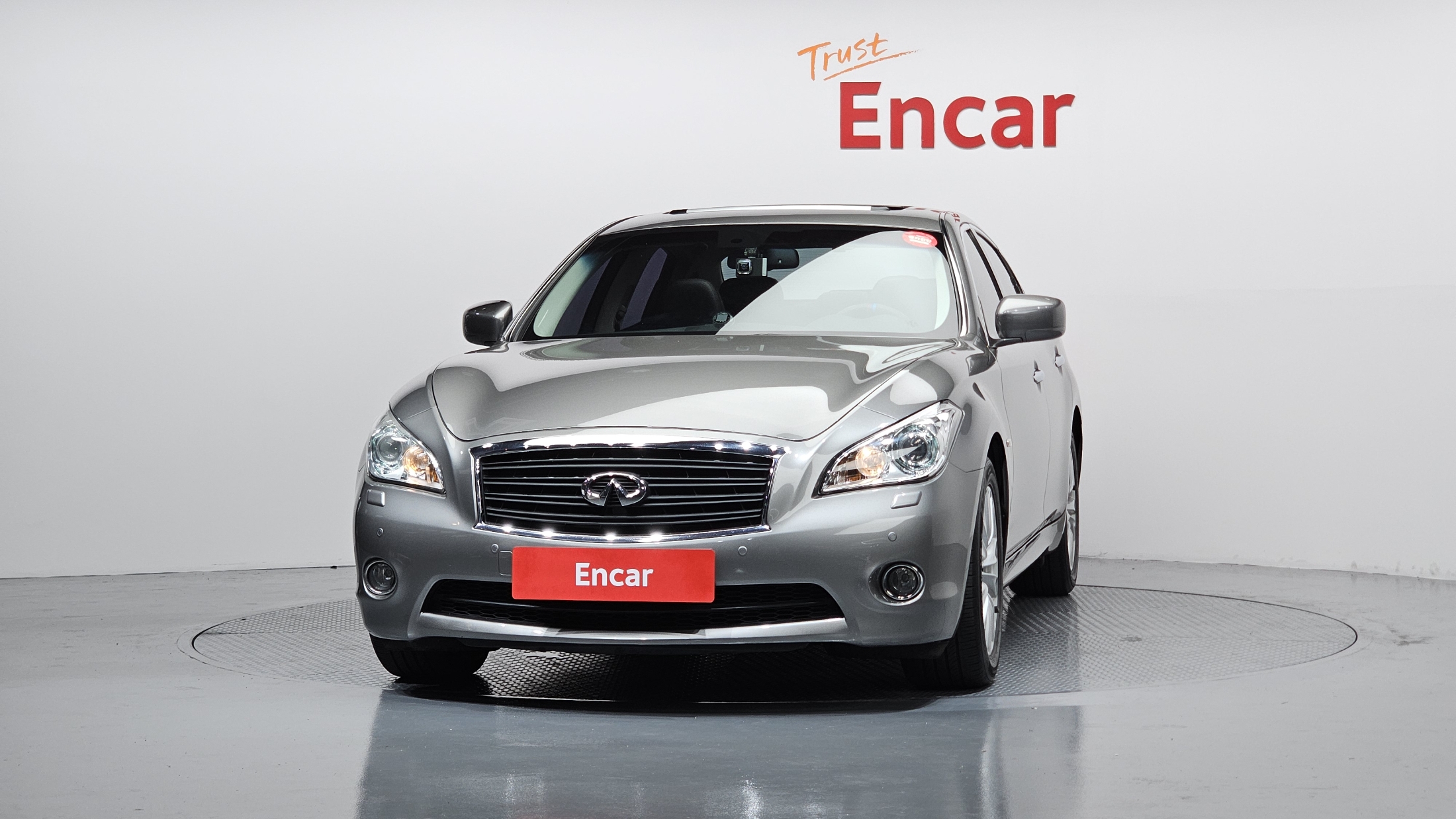 INFINITI M37 photo 3