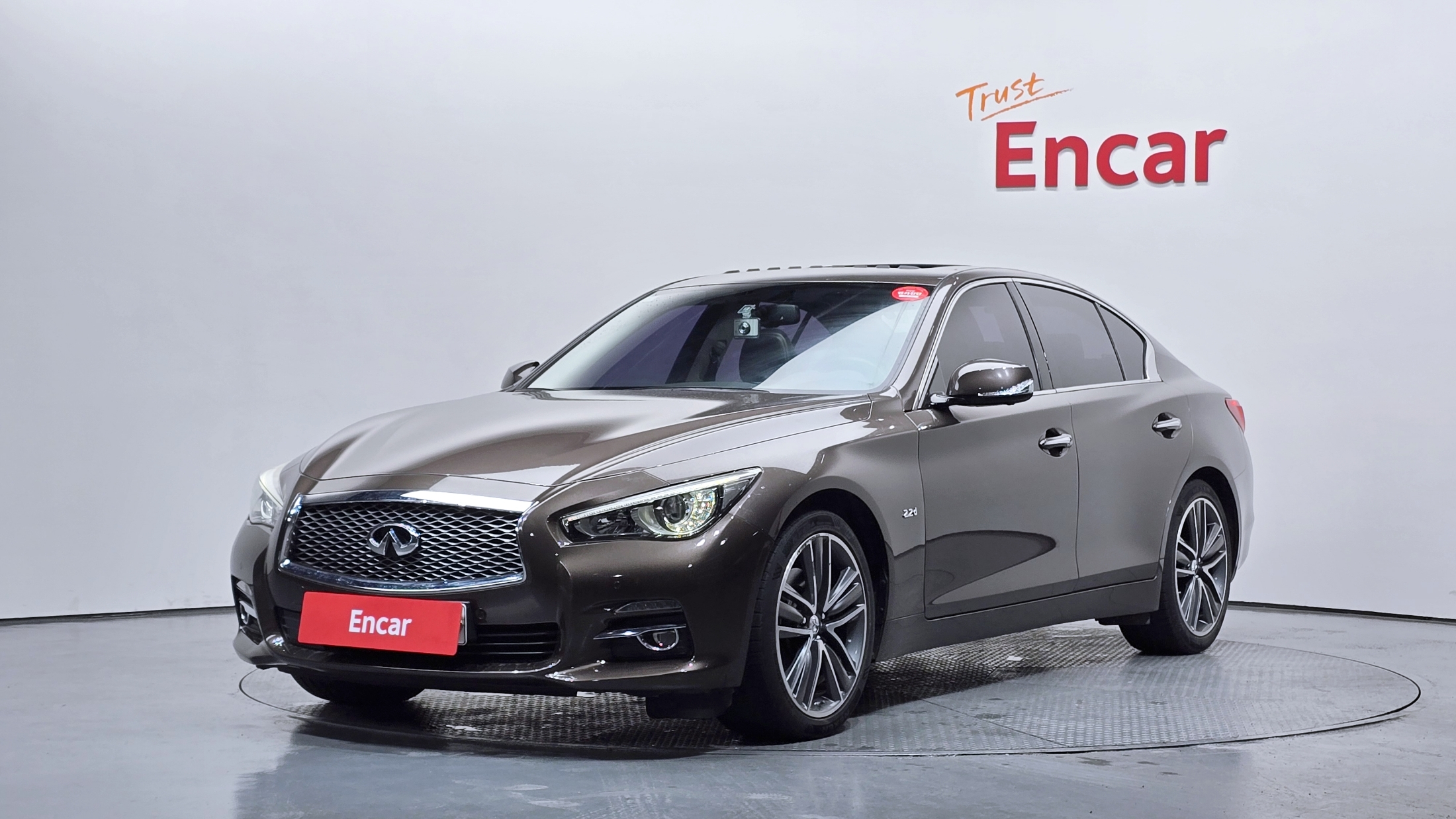 INFINITI Q50
