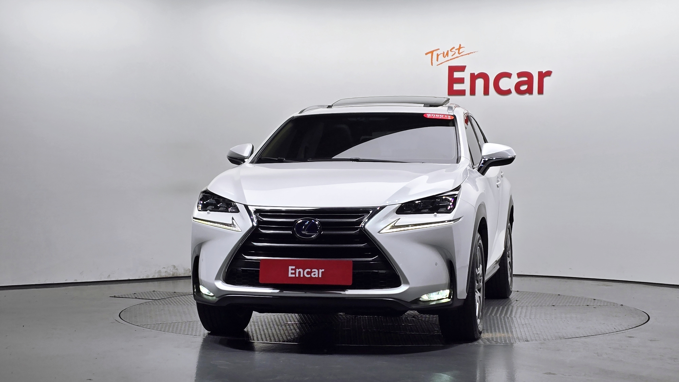 Mazda Bongo front view