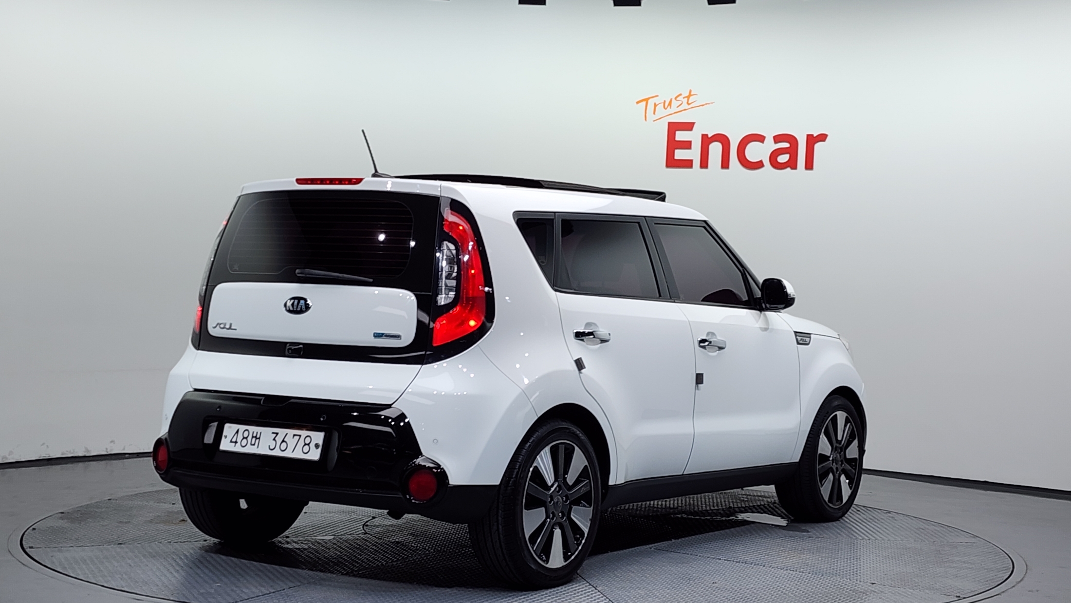 KIA SOUL photo 2