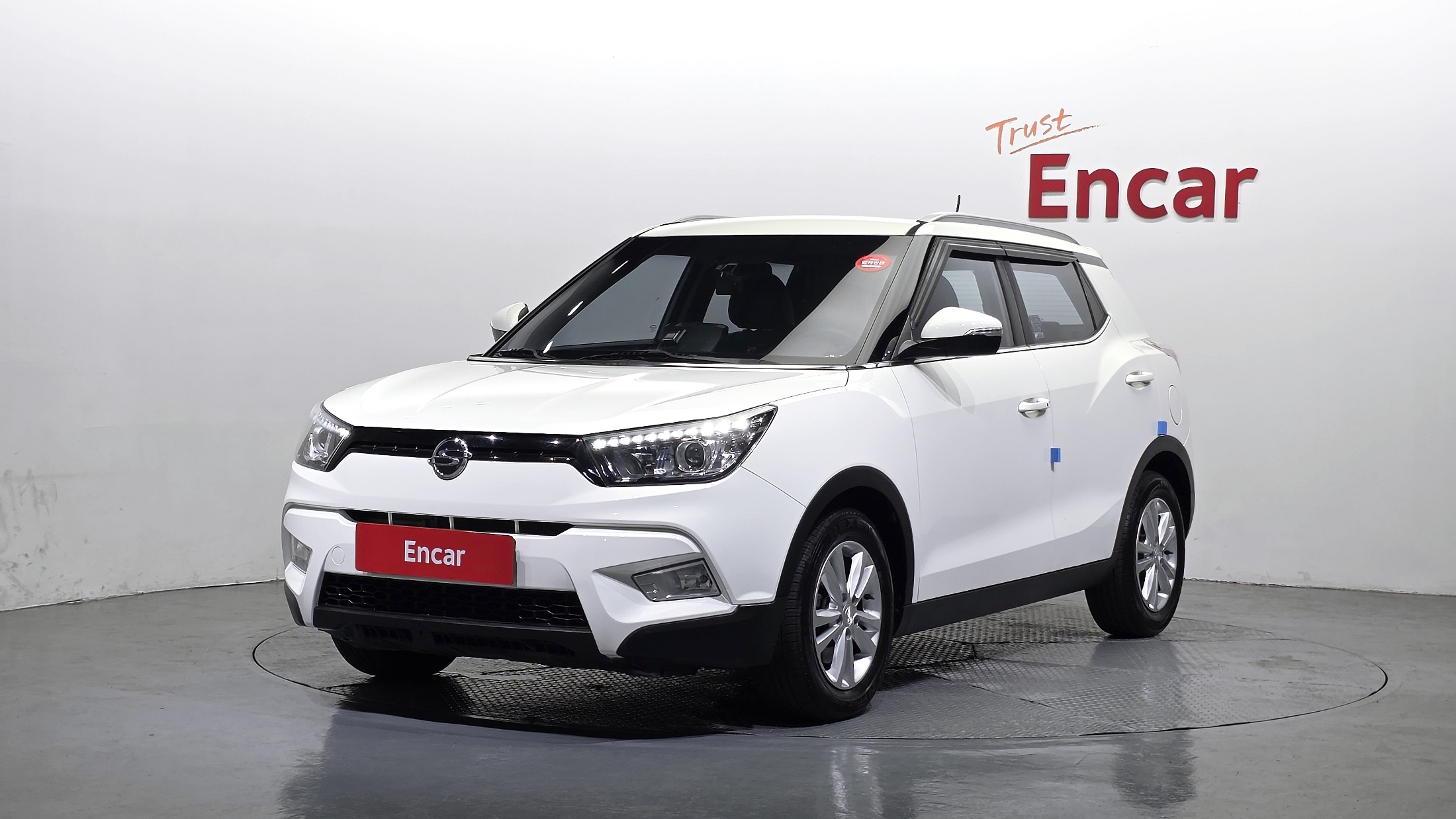SSANGYONG TIVOLI 2016