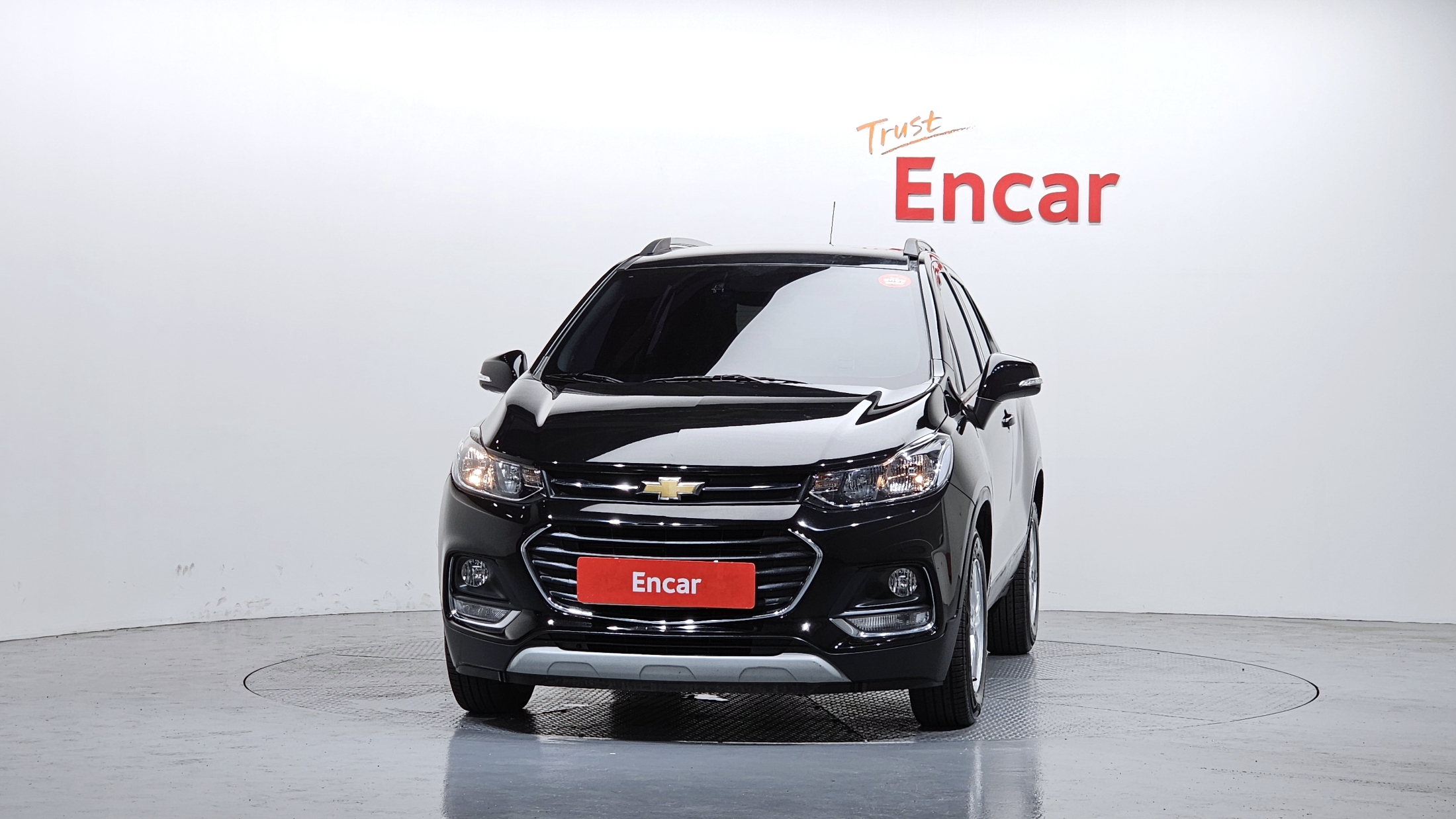 CHEVROLET TRAX photo 3