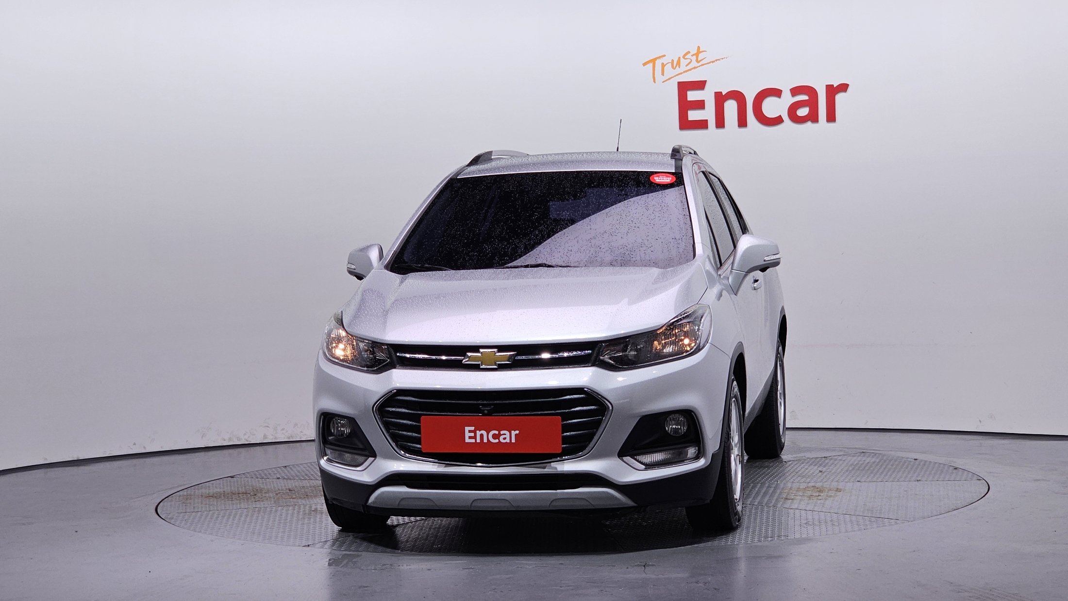 CHEVROLET TRAX photo 3