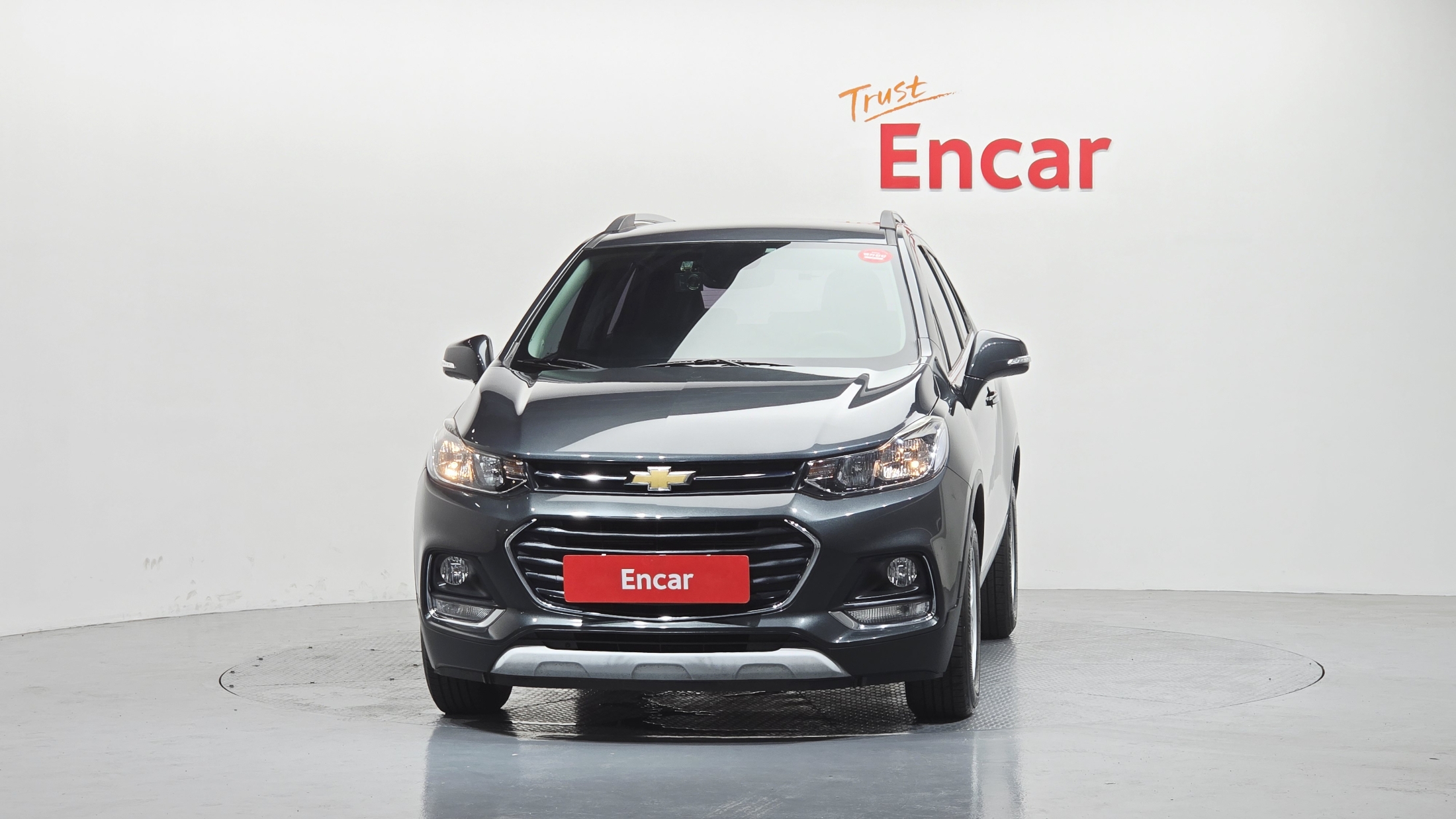 CHEVROLET TRAX photo 3