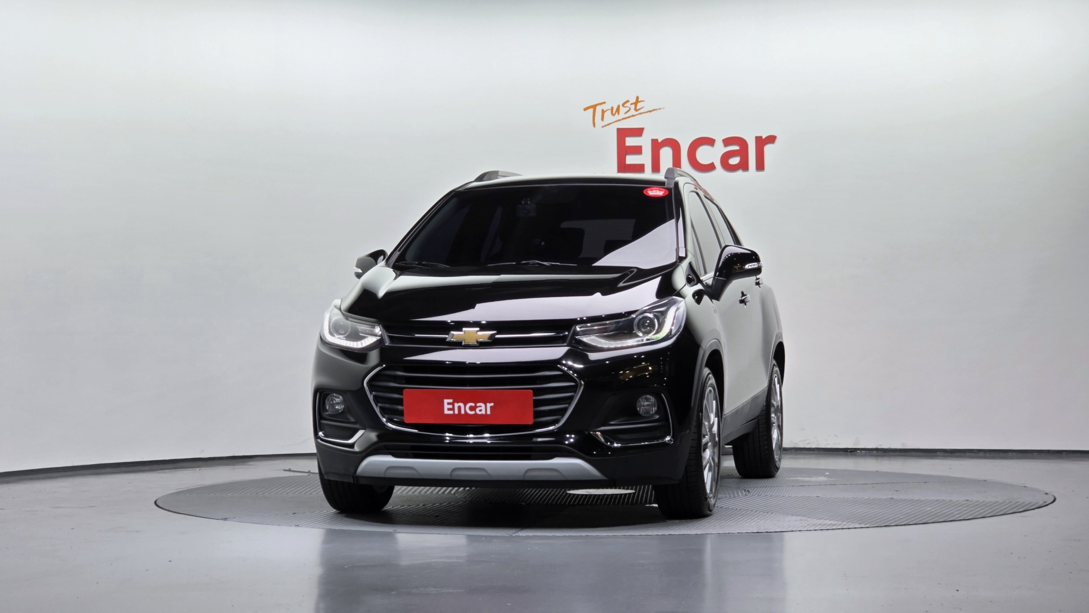CHEVROLET TRAX photo 3