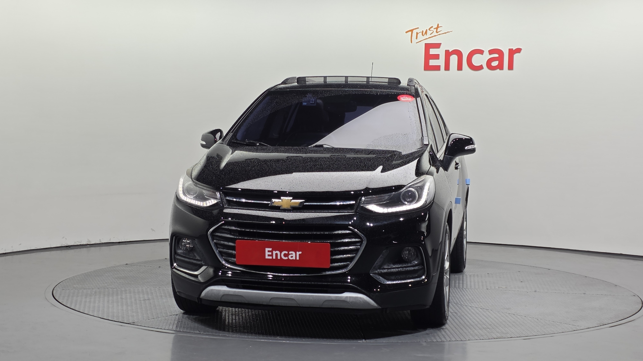 CHEVROLET TRAX photo 3