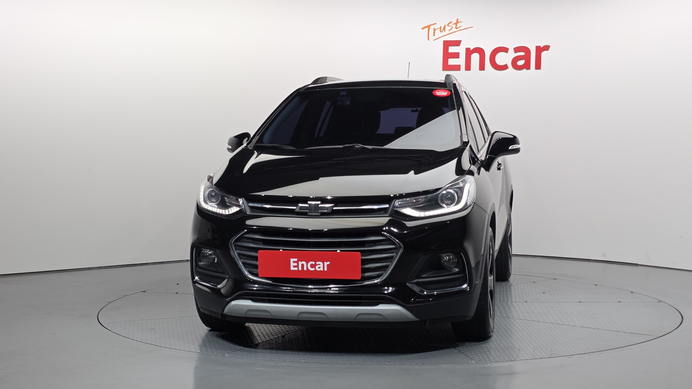 CHEVROLET TRAX photo 3