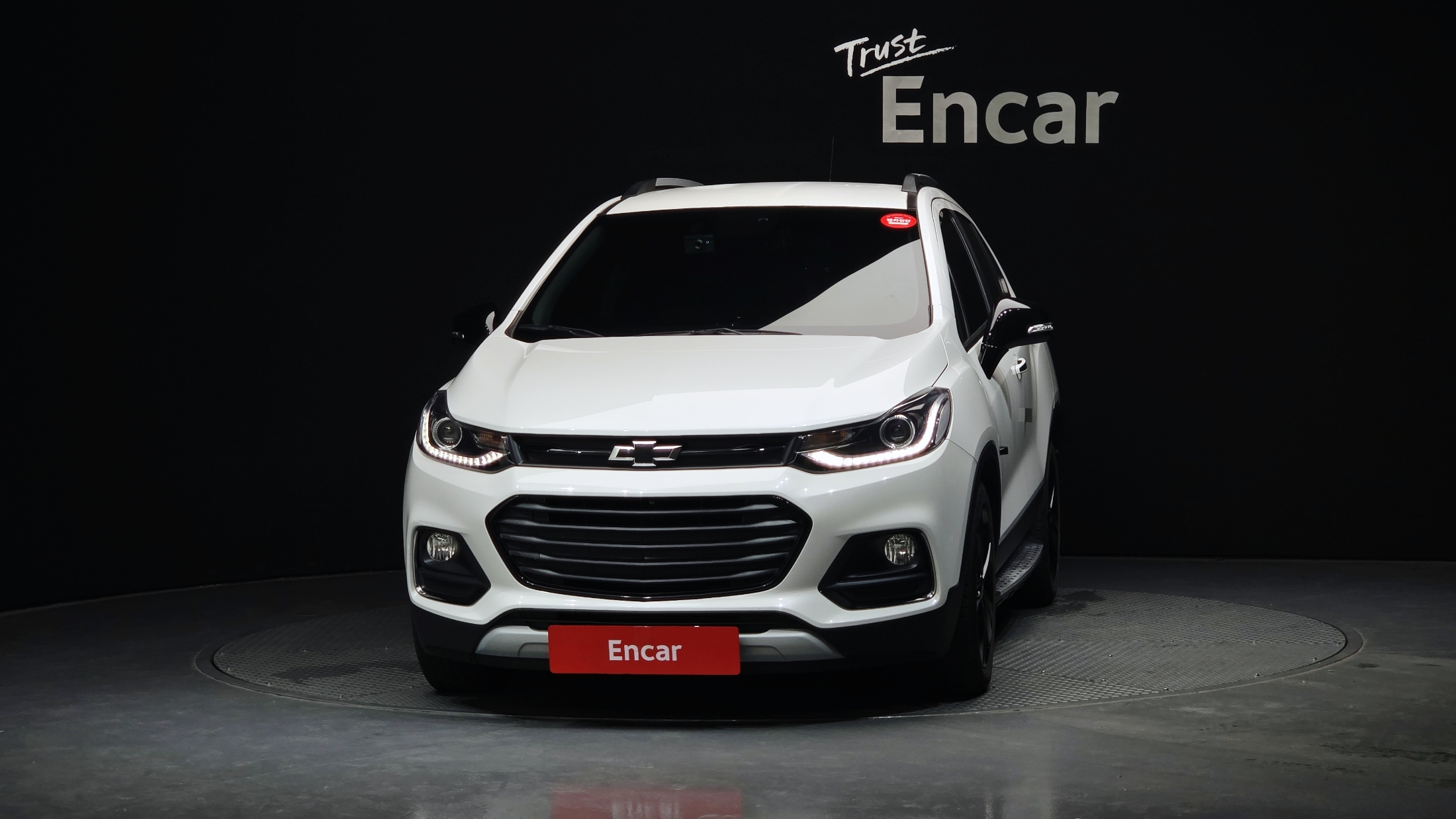 CHEVROLET TRAX photo 3