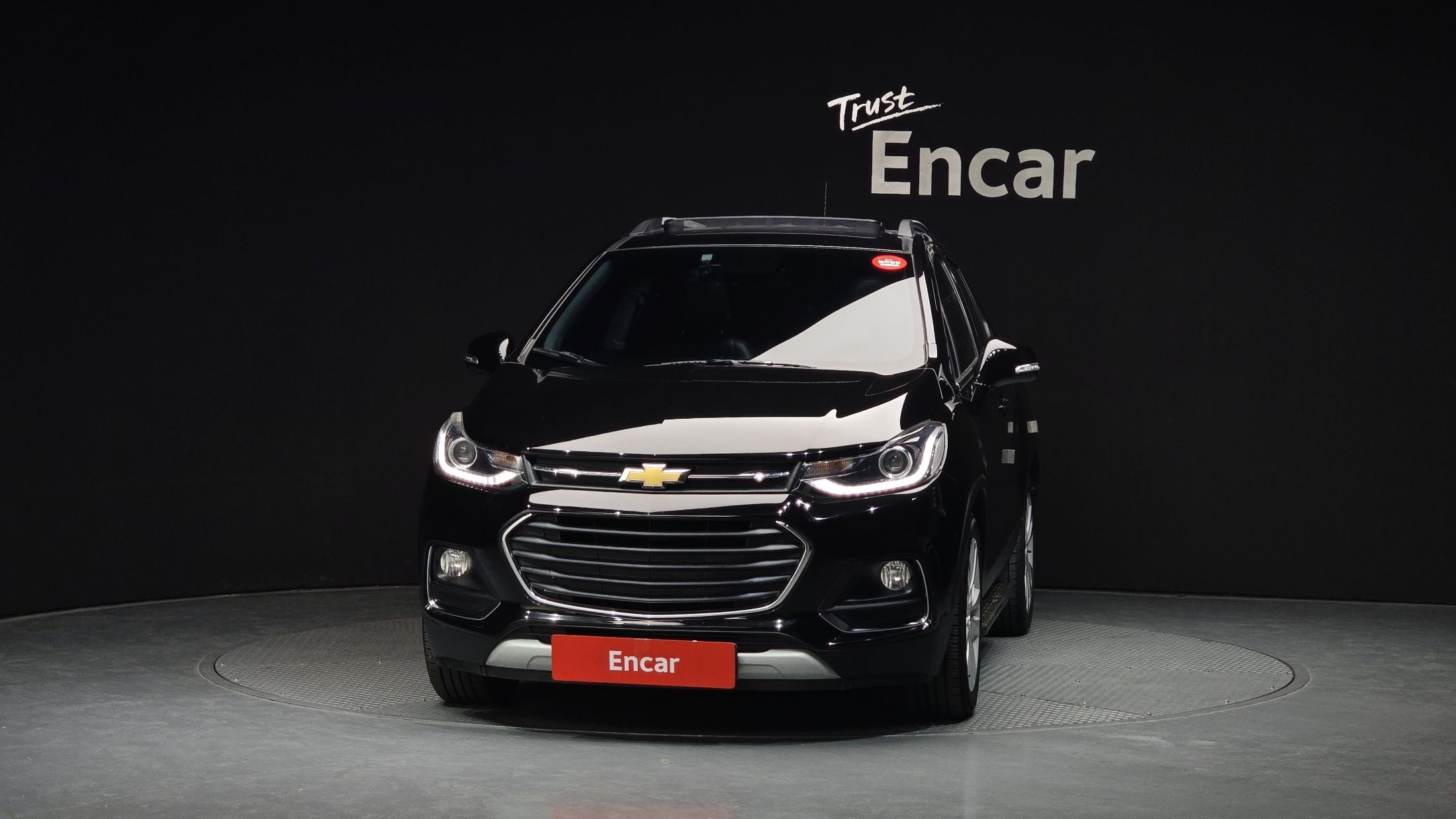 CHEVROLET TRAX photo 3