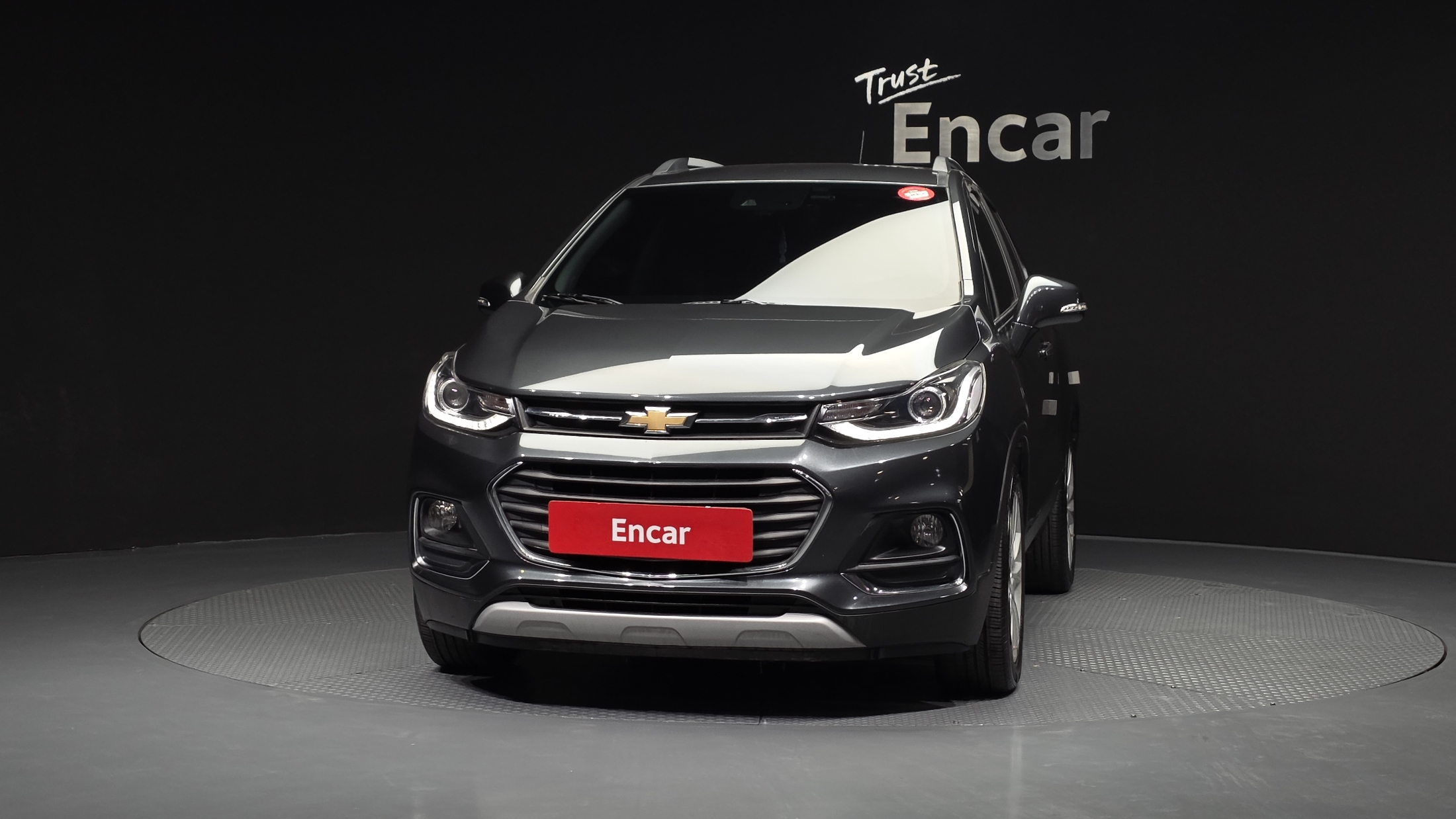 CHEVROLET TRAX photo 3