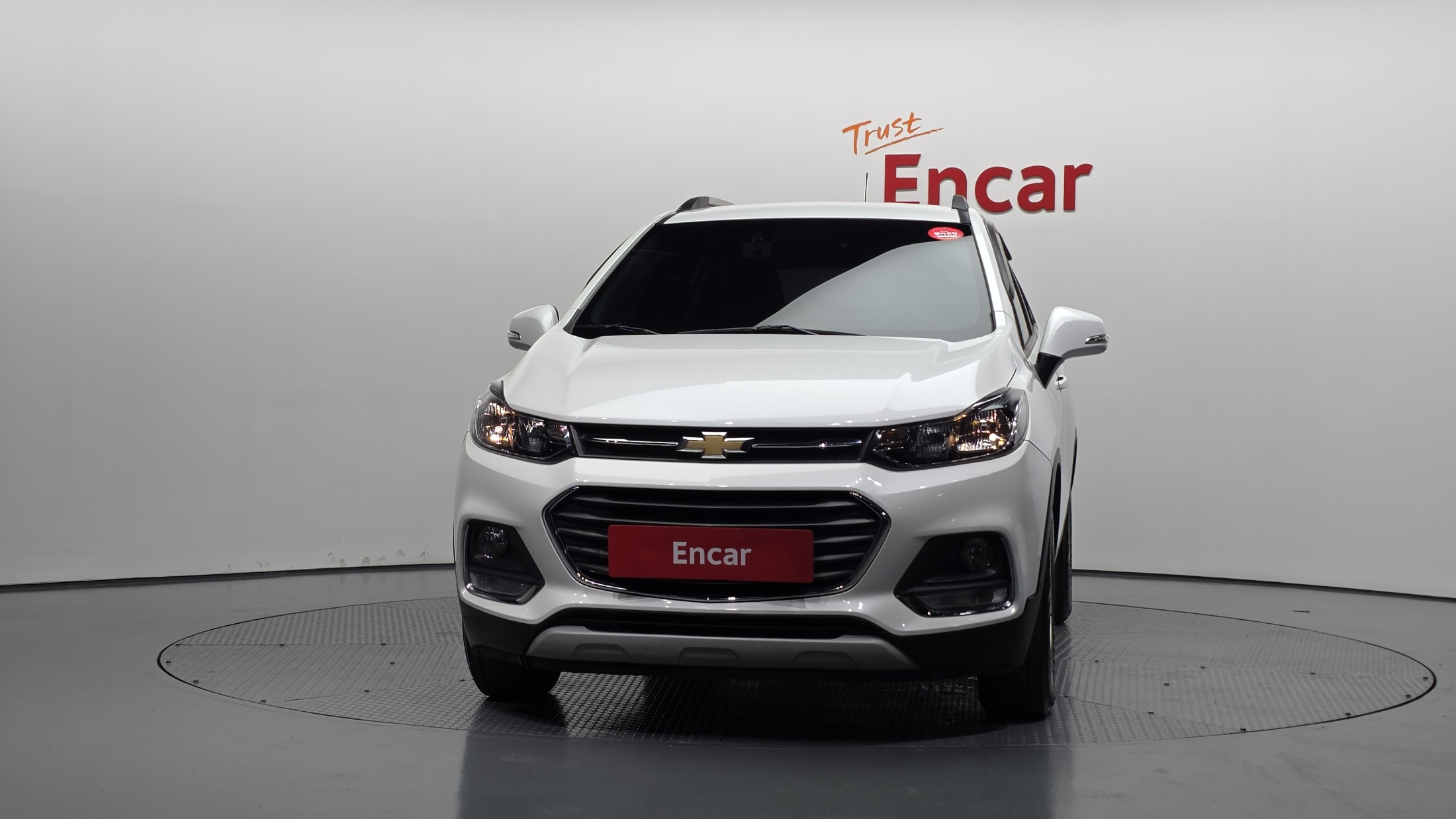 CHEVROLET TRAX photo 3