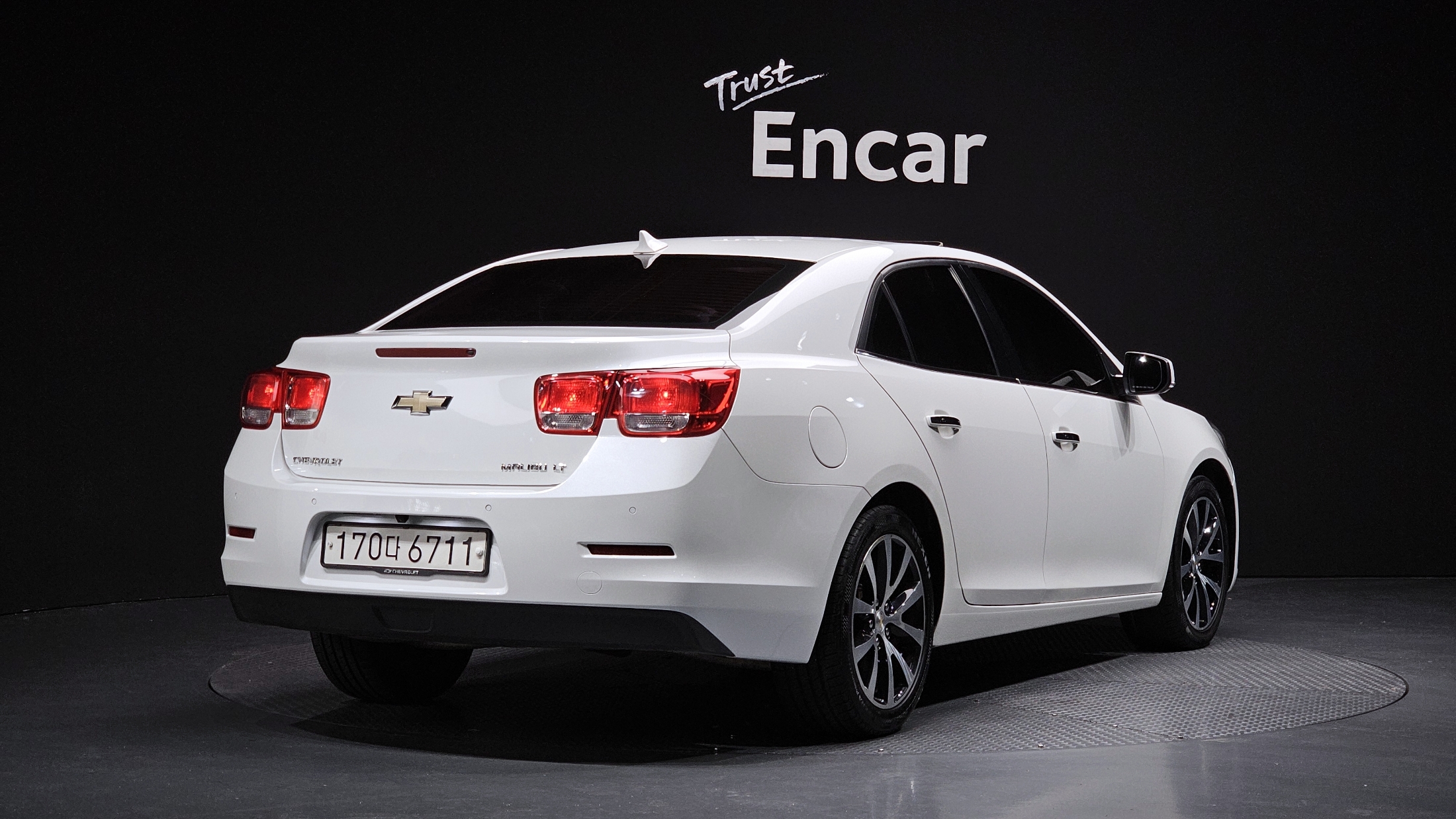 CHEVROLET MALIBU photo 2