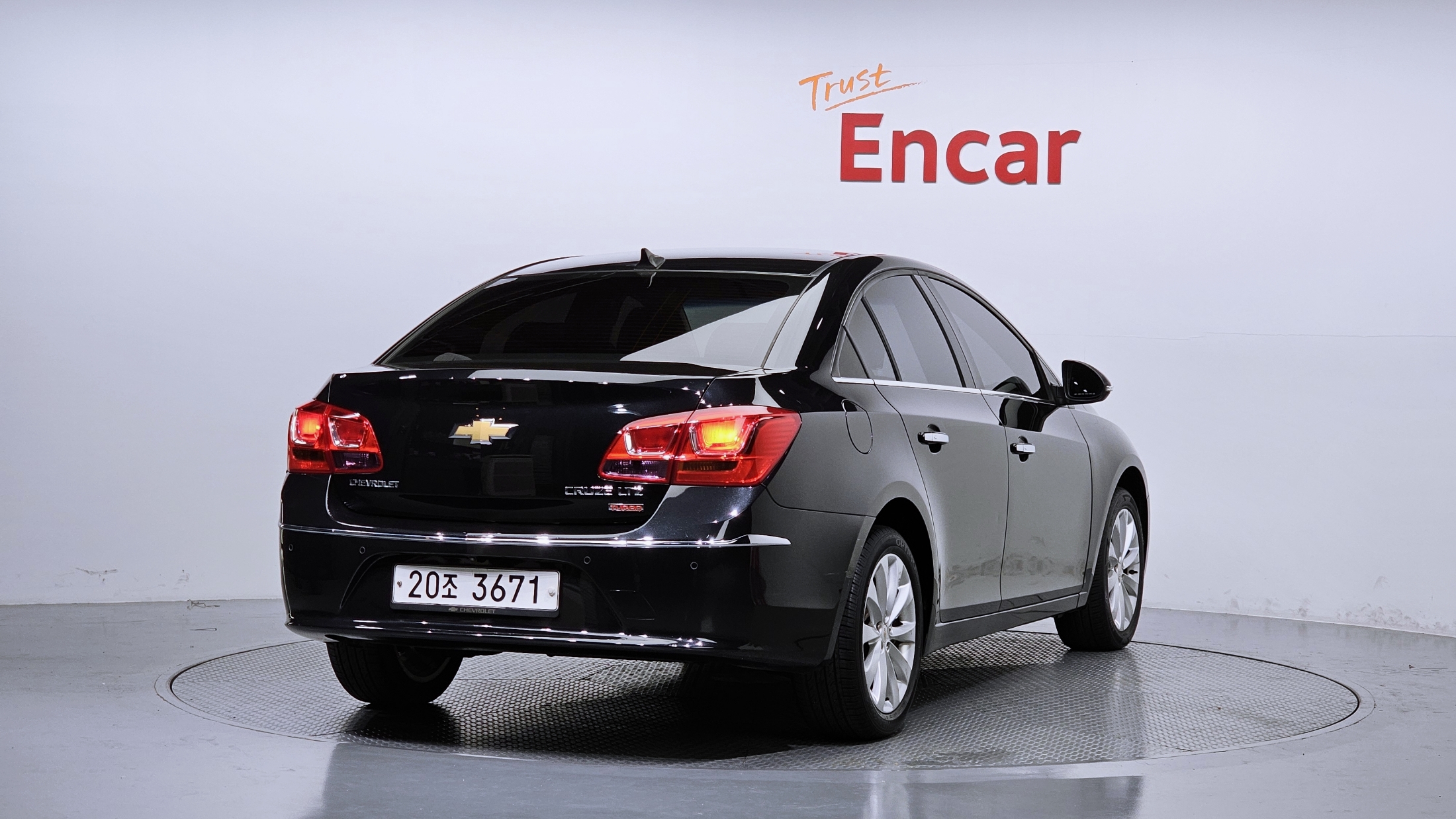 CHEVROLET CRUZE photo 2