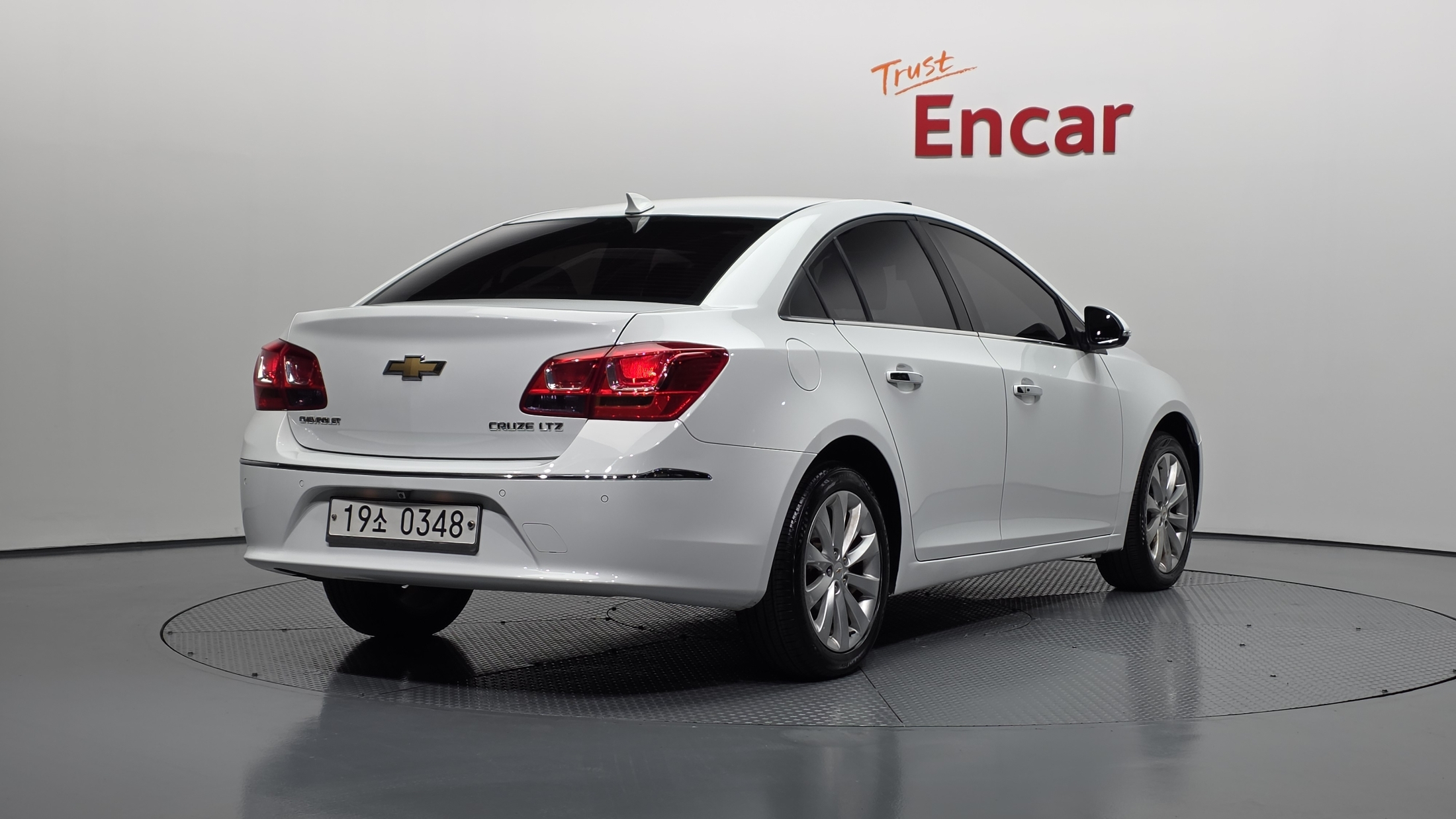 CHEVROLET CRUZE photo 2