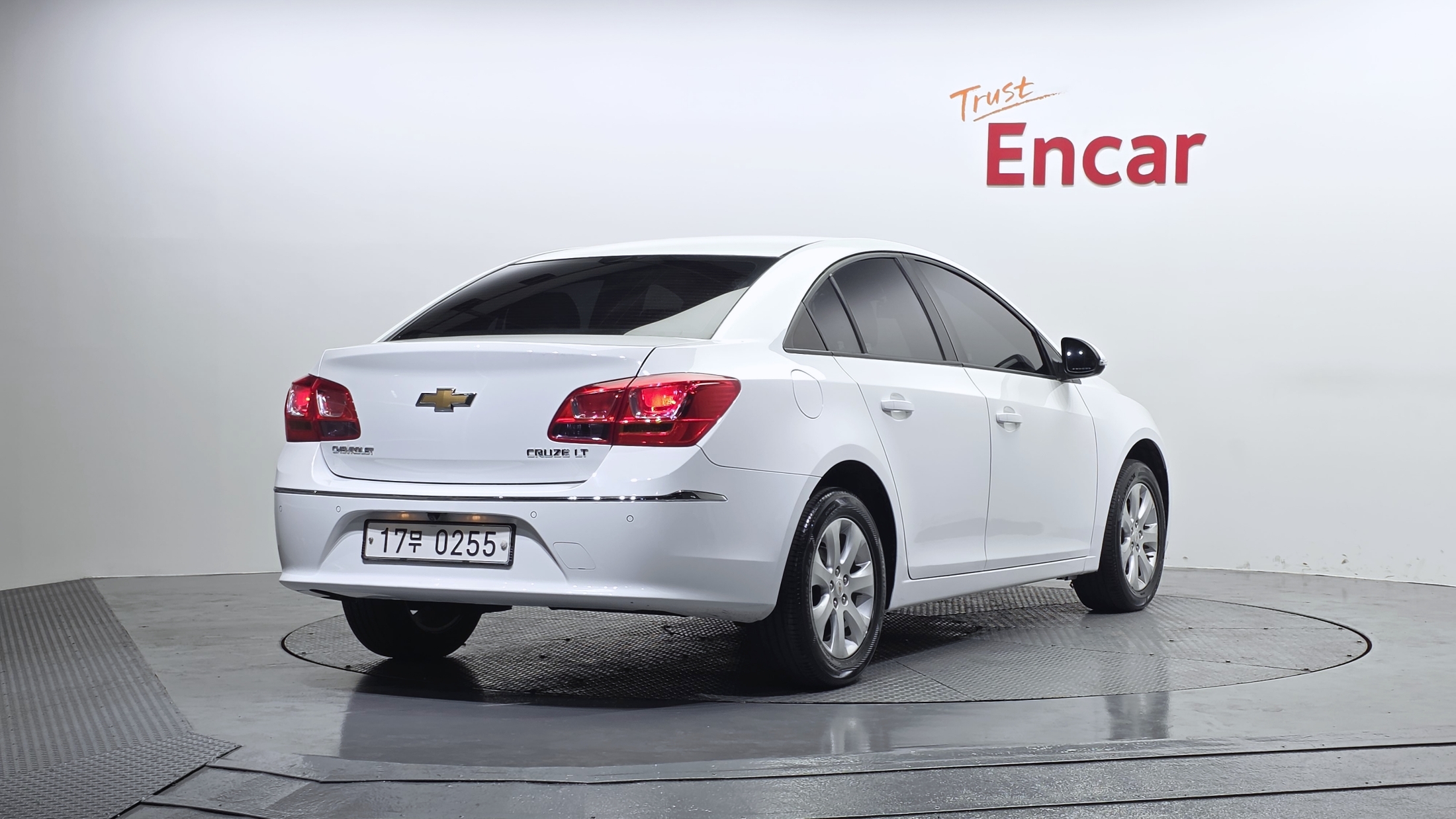 CHEVROLET CRUZE photo 2