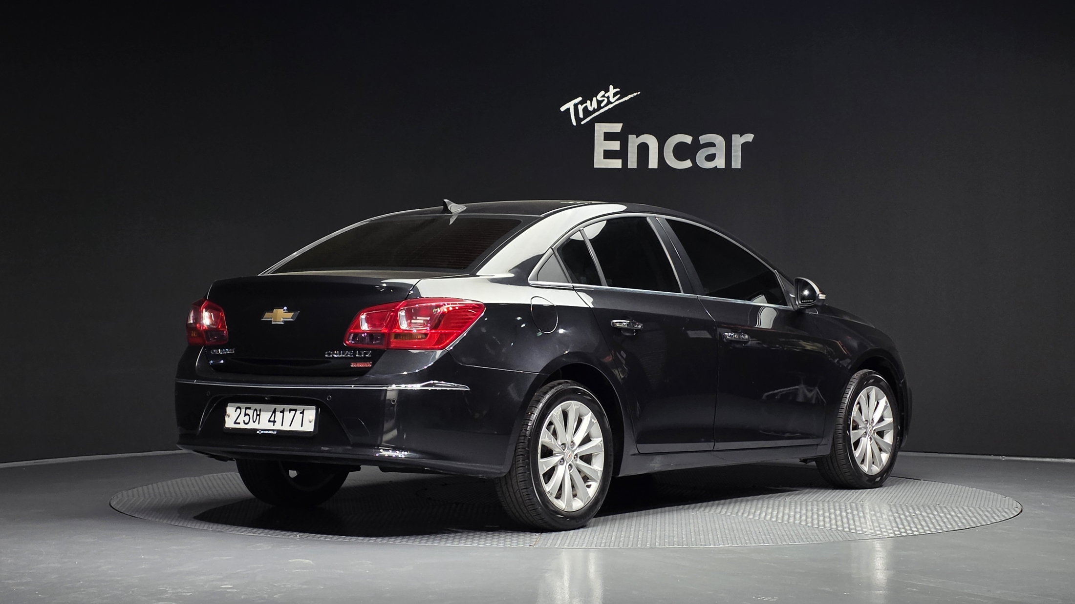 CHEVROLET CRUZE photo 2