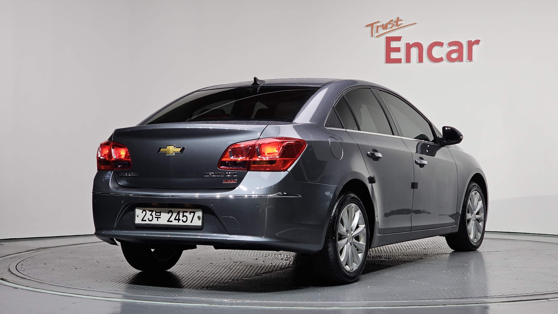 CHEVROLET CRUZE photo 2