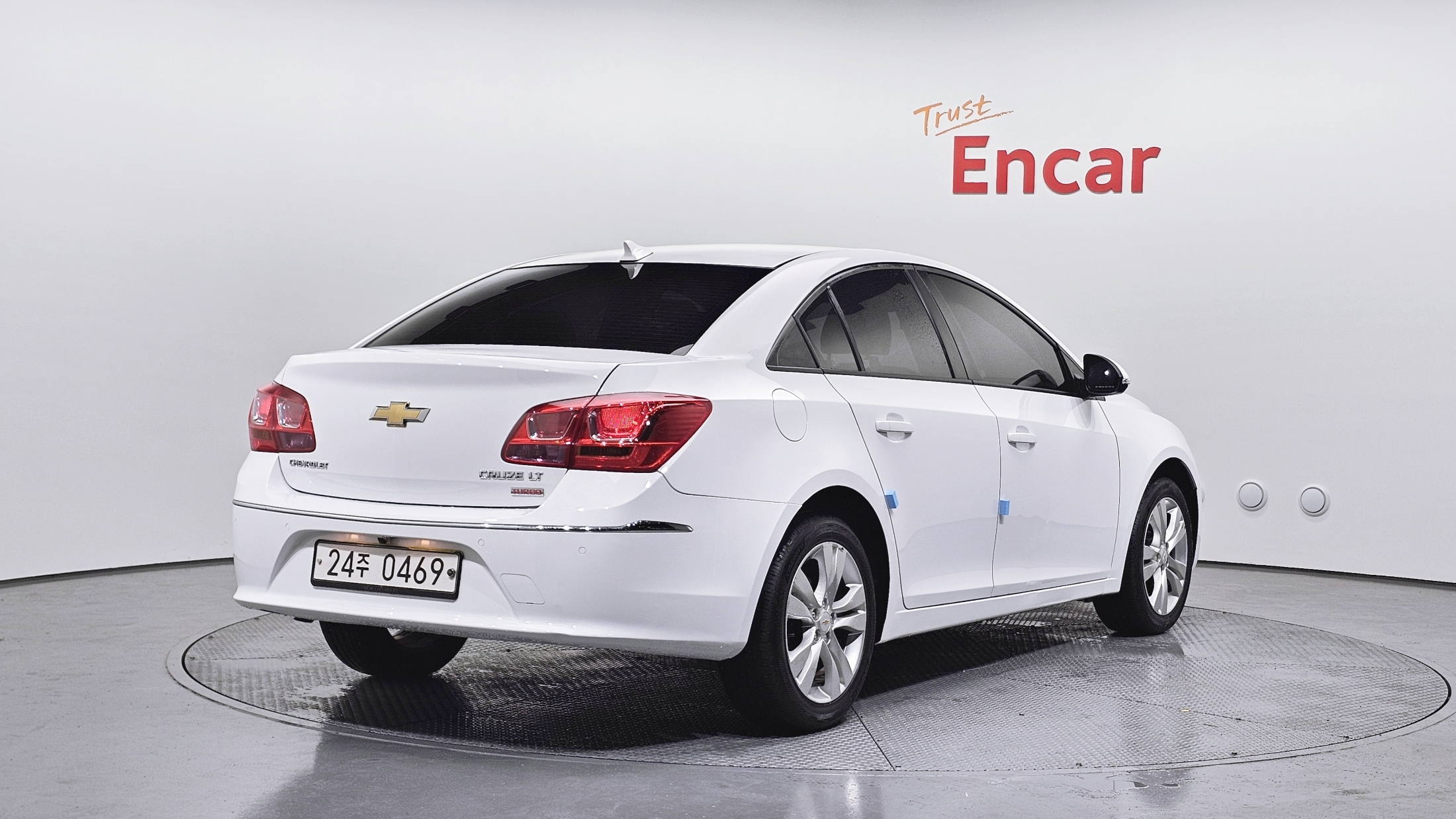 CHEVROLET CRUZE photo 2