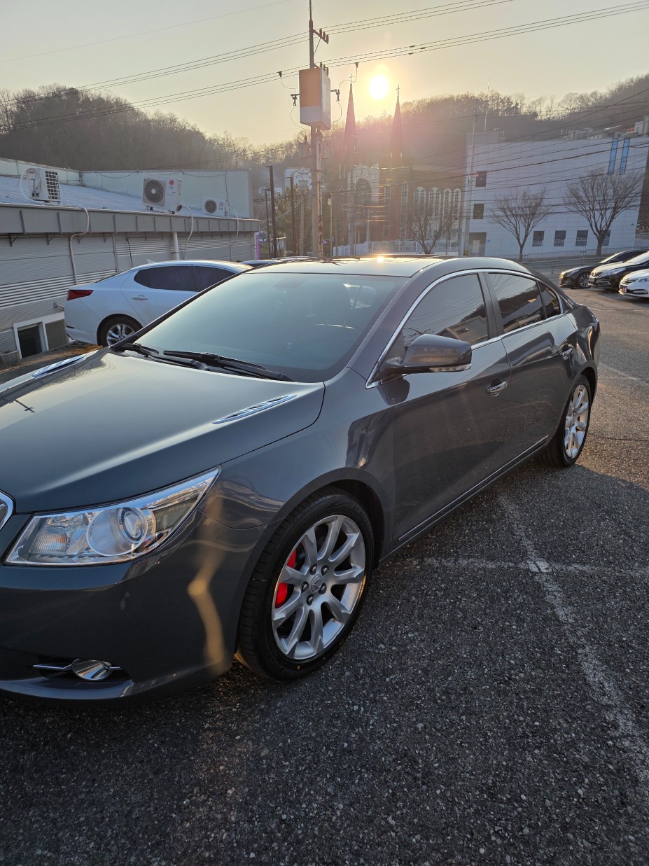 CHEVROLET ALPHEON photo 3
