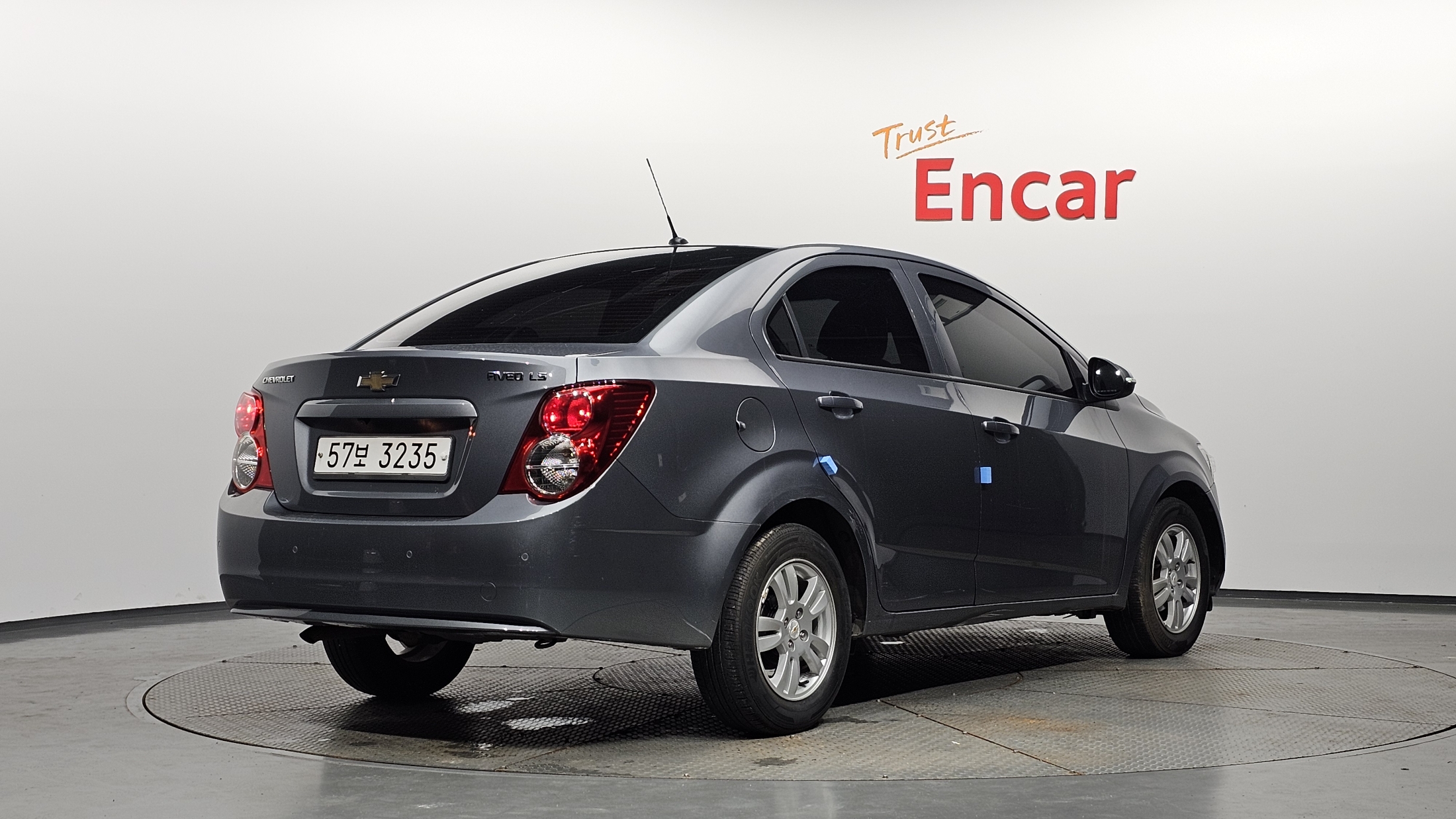 CHEVROLET AVEO photo 2