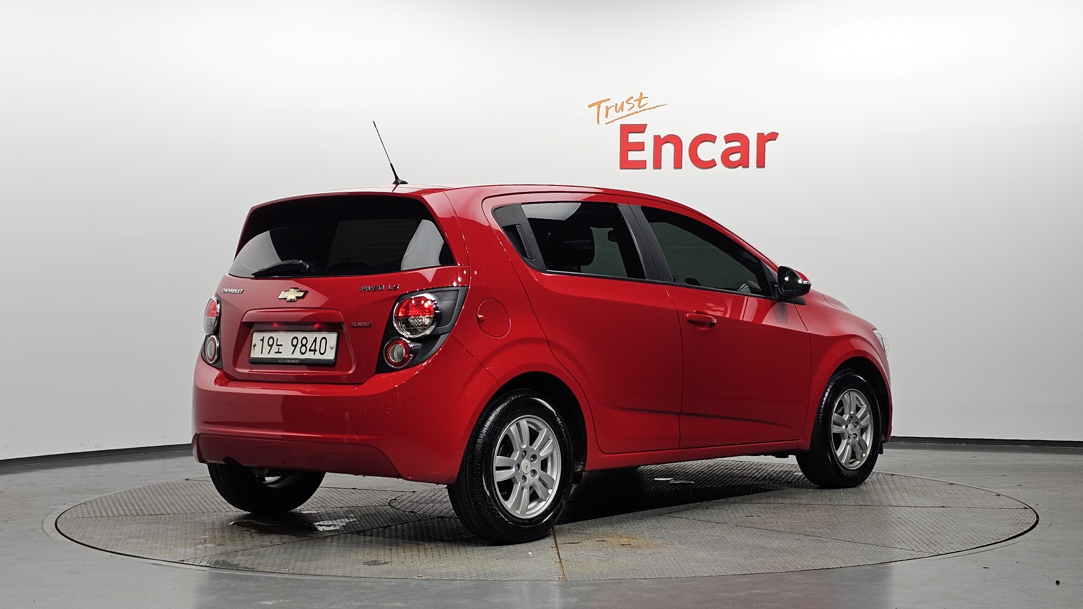 CHEVROLET AVEO photo 2