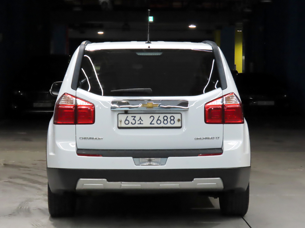Mazda Bongo rear view