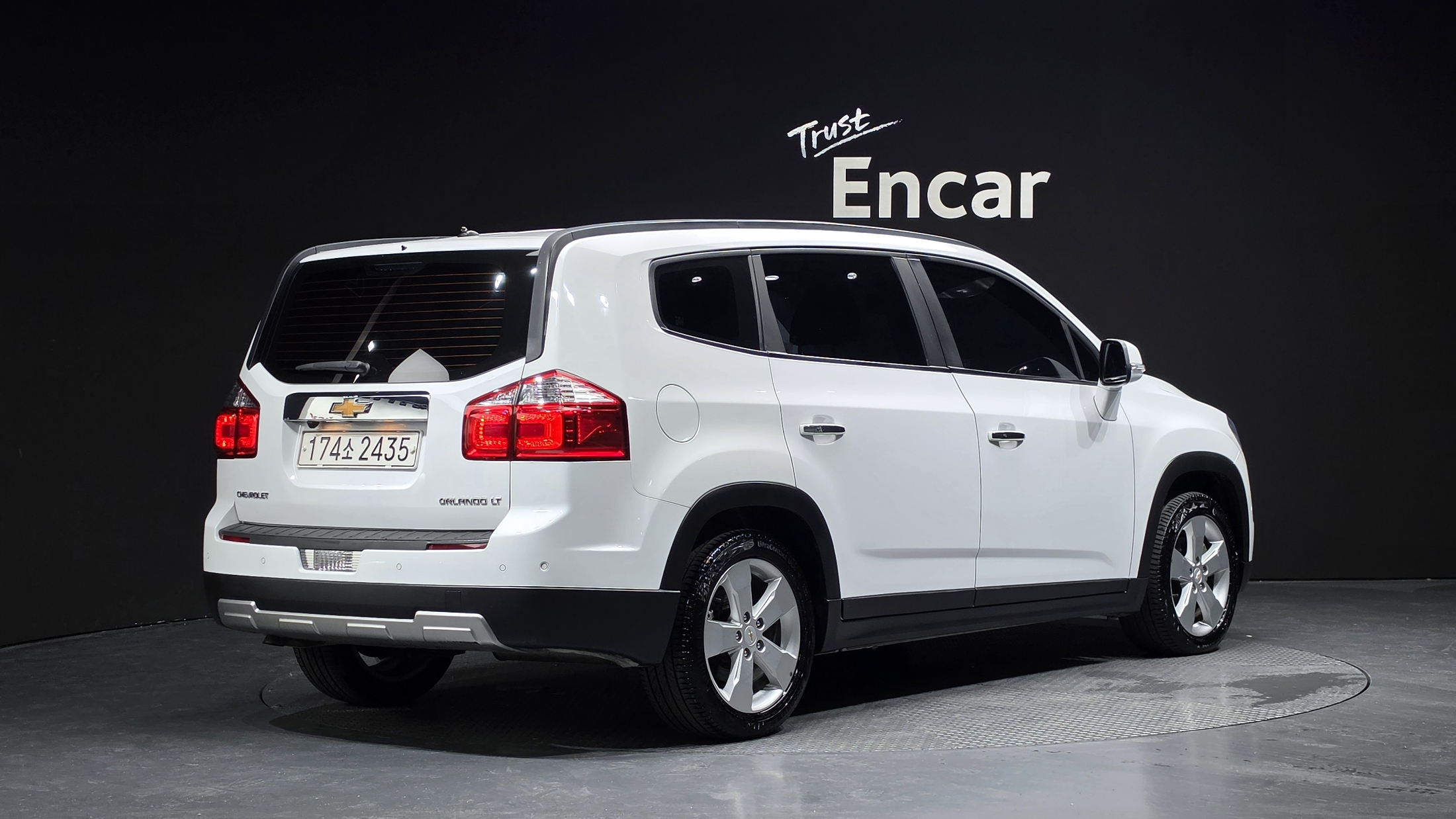 Mazda Bongo front view
