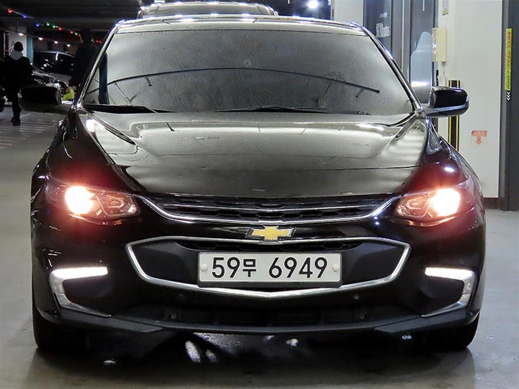 CHEVROLET MALIBU photo 2