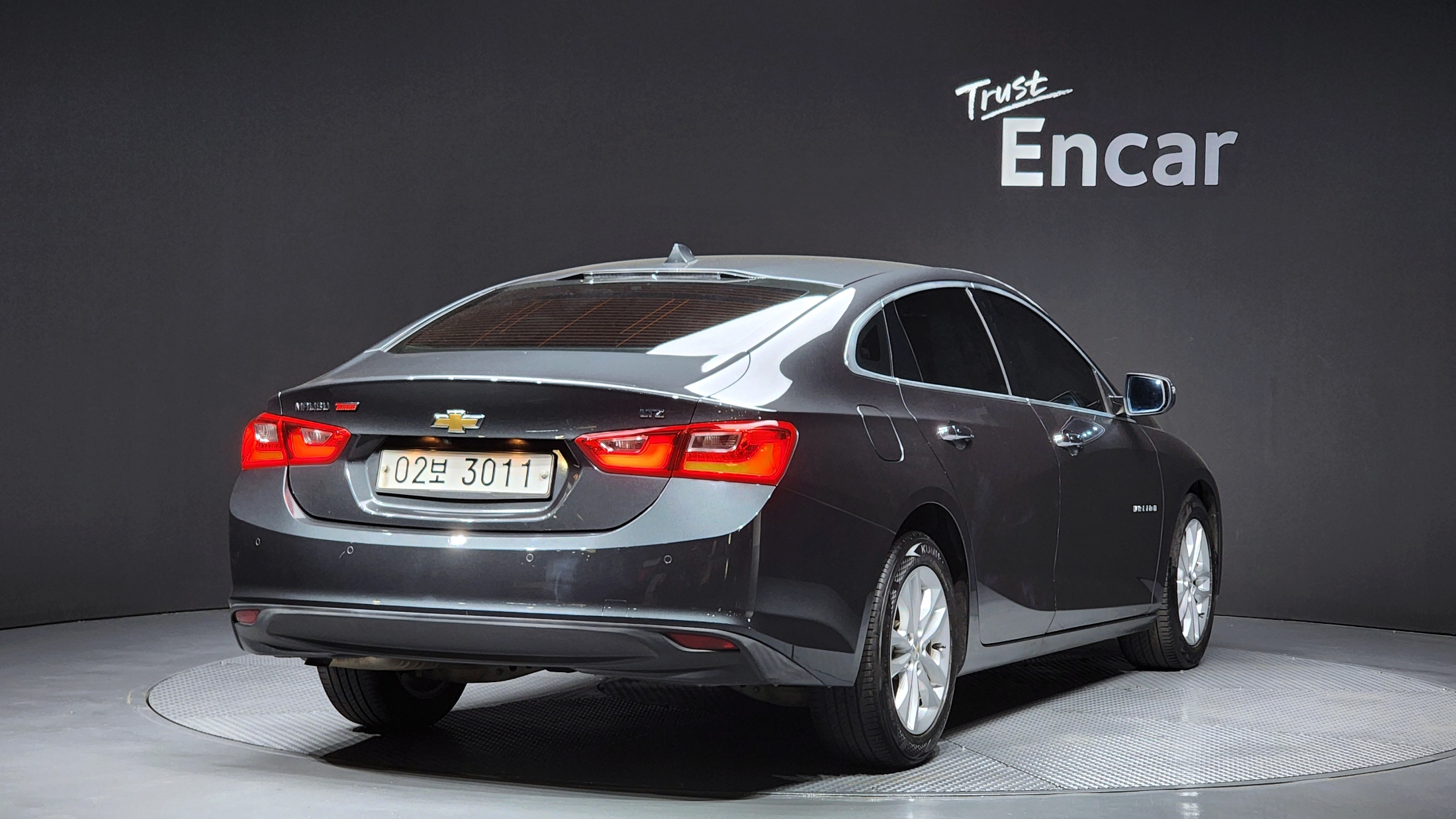 CHEVROLET MALIBU photo 2