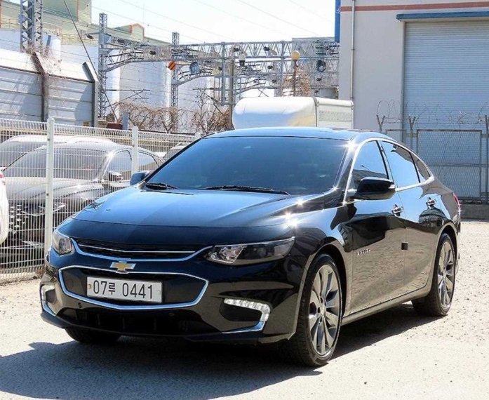 CHEVROLET MALIBU photo 2