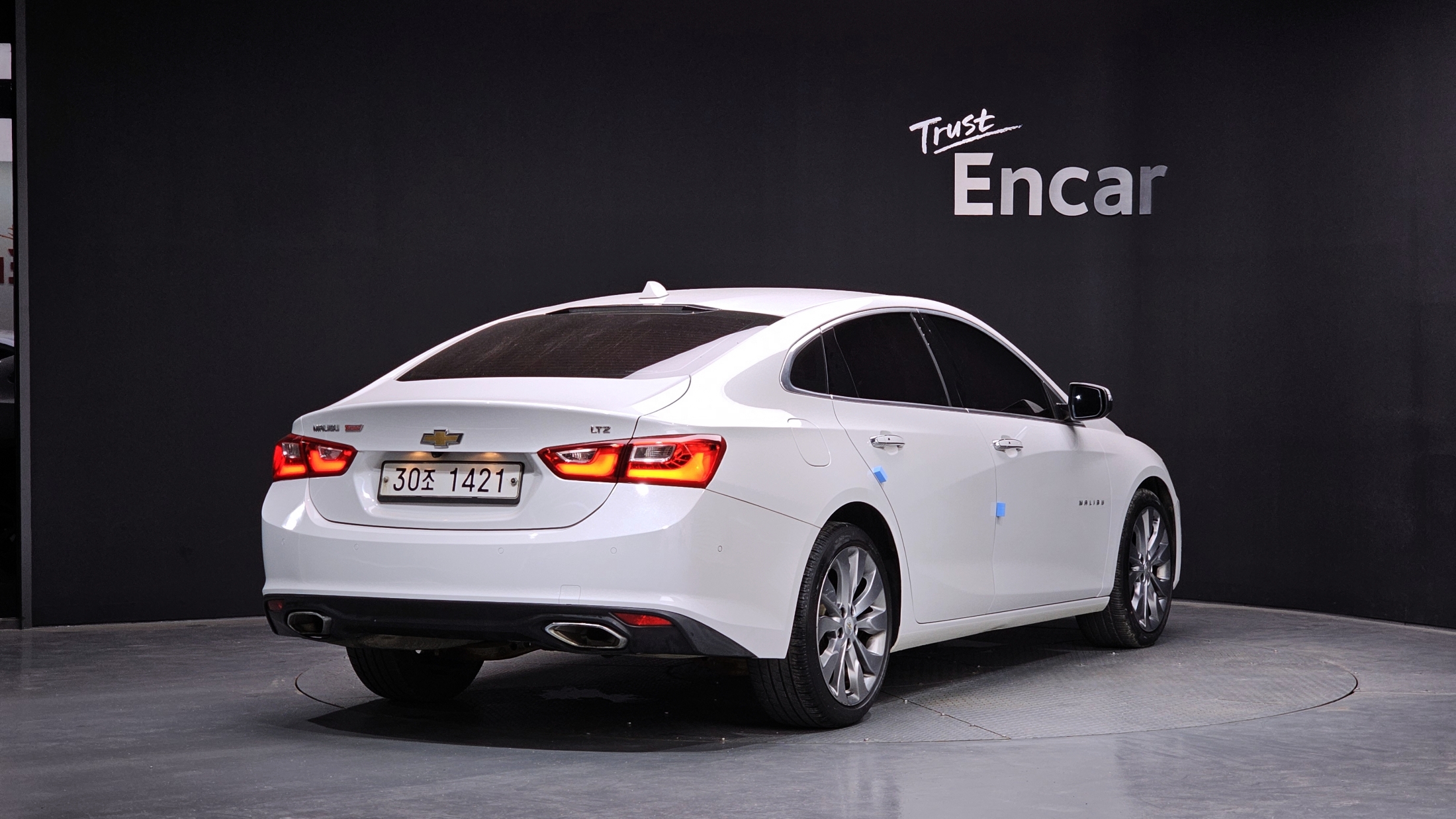 CHEVROLET MALIBU photo 2