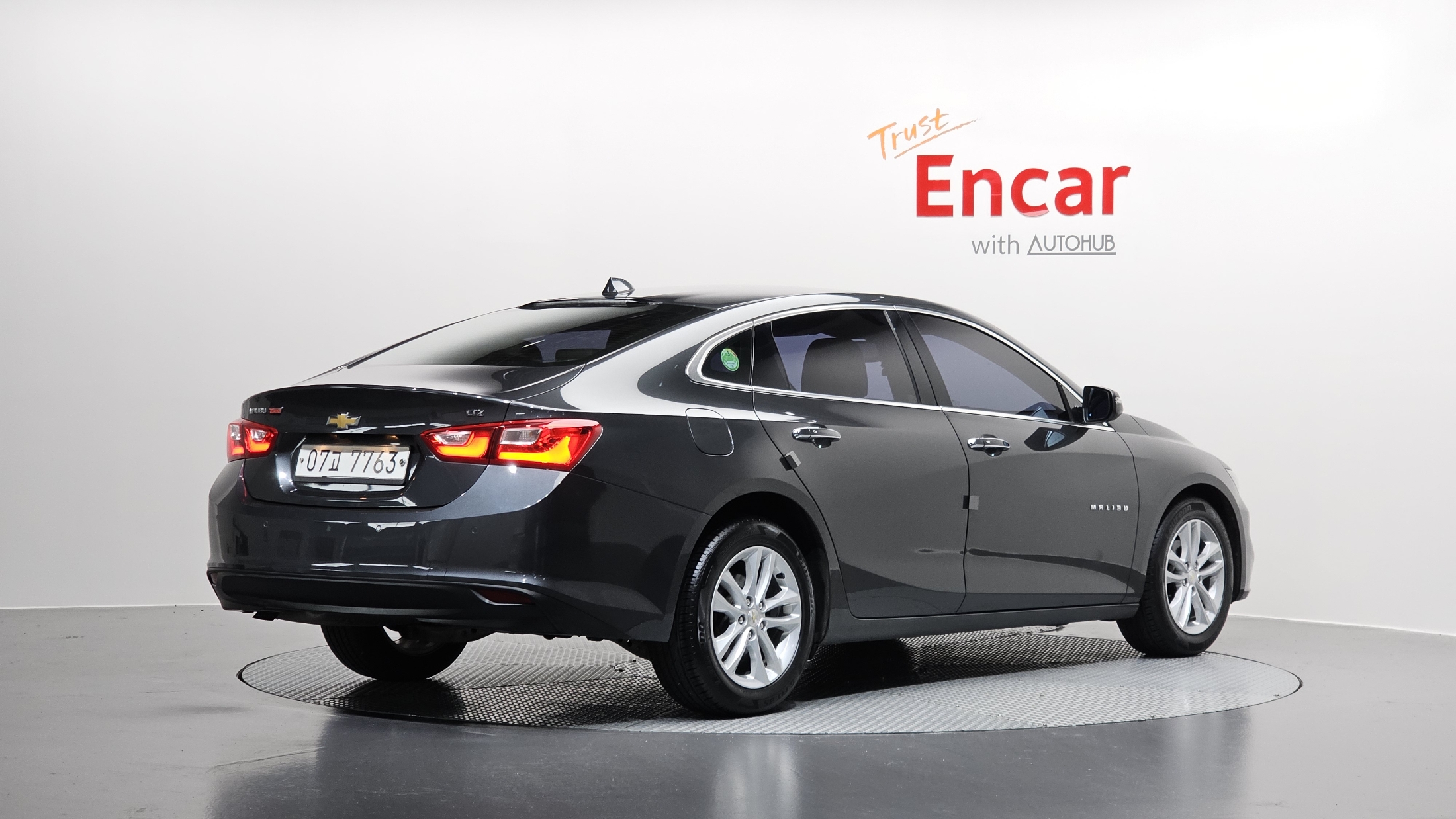 CHEVROLET MALIBU photo 2