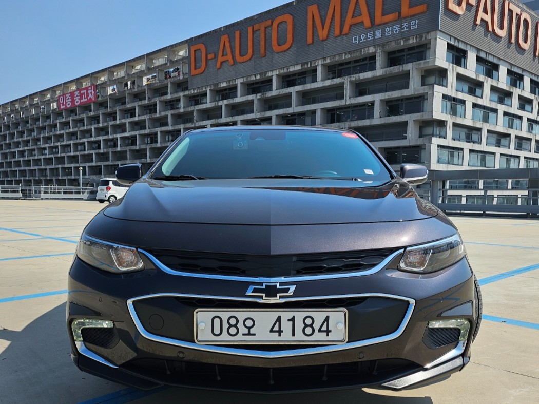 CHEVROLET MALIBU photo 2