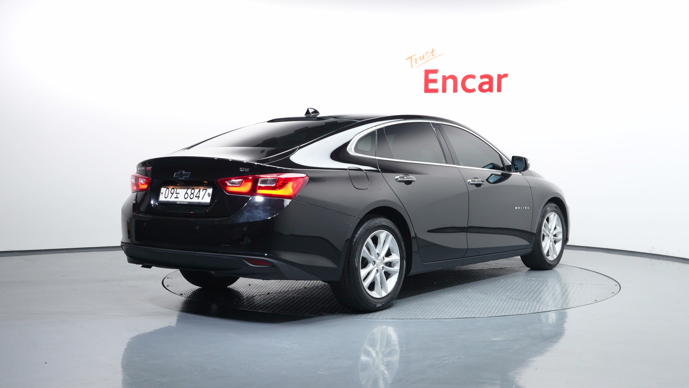 CHEVROLET MALIBU photo 2