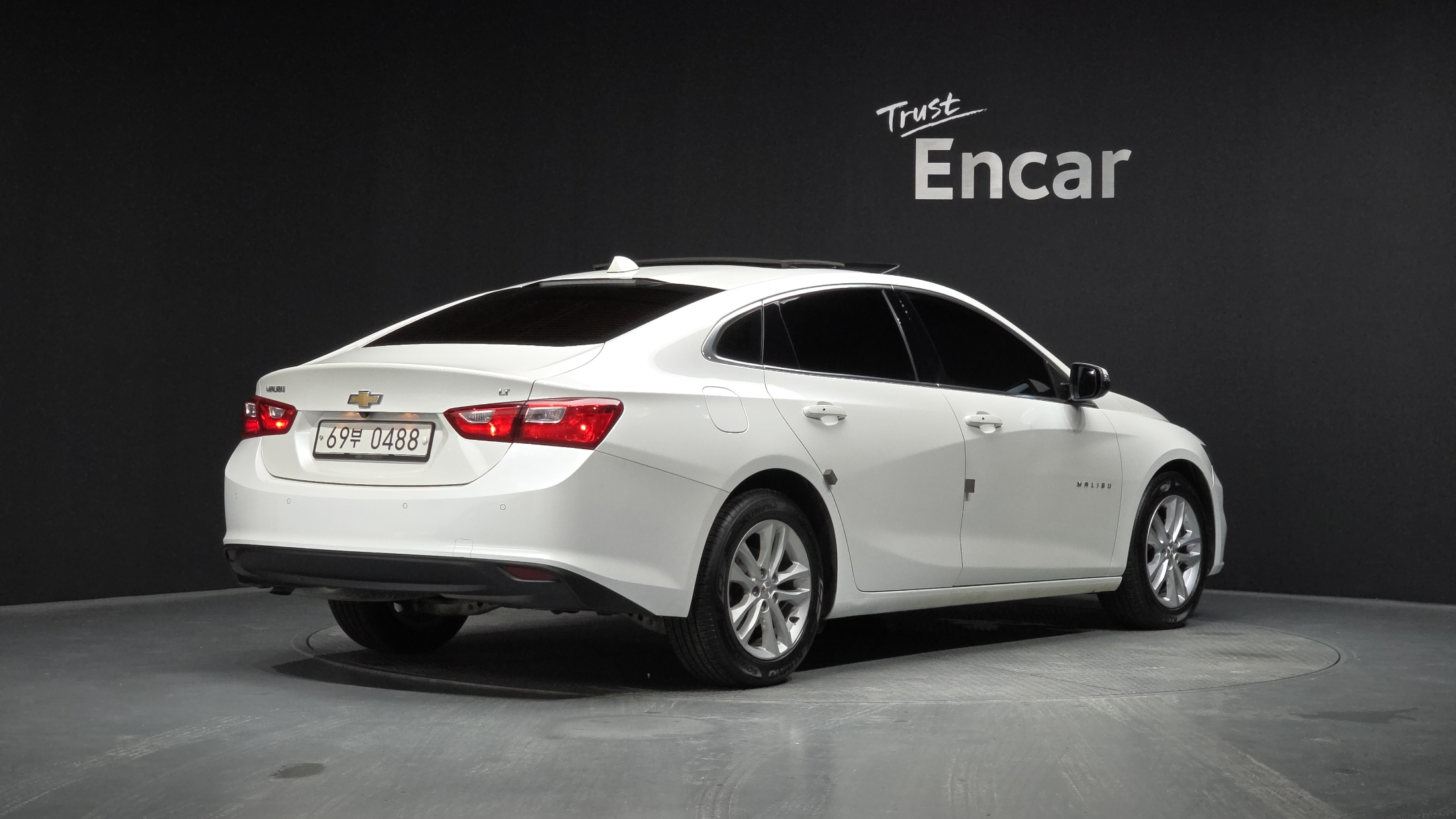 CHEVROLET MALIBU photo 2