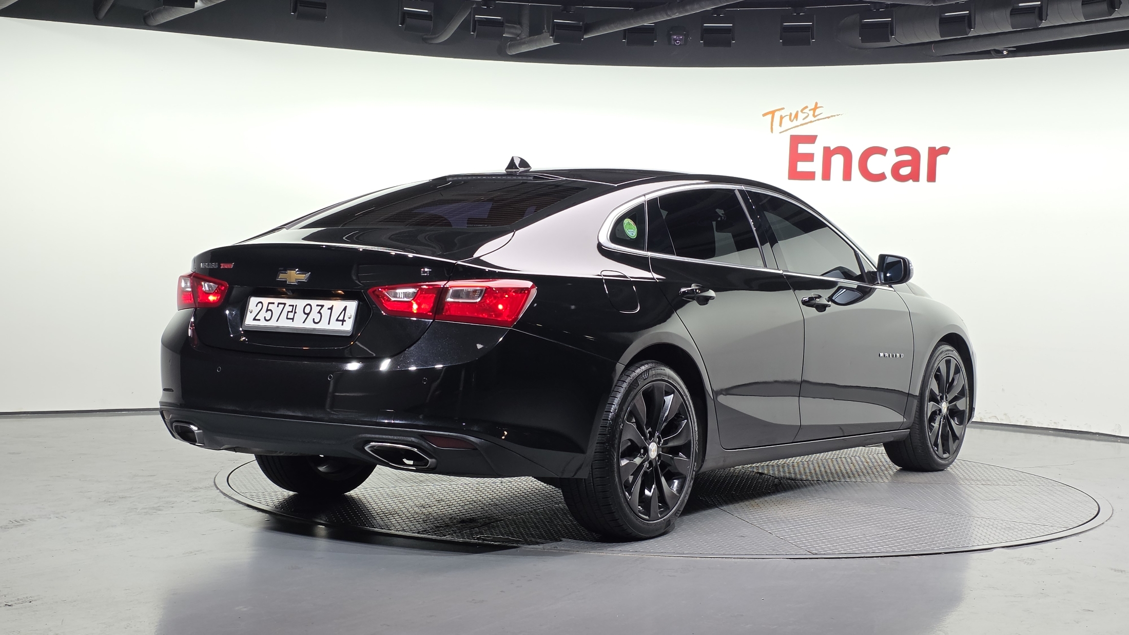 CHEVROLET MALIBU photo 2